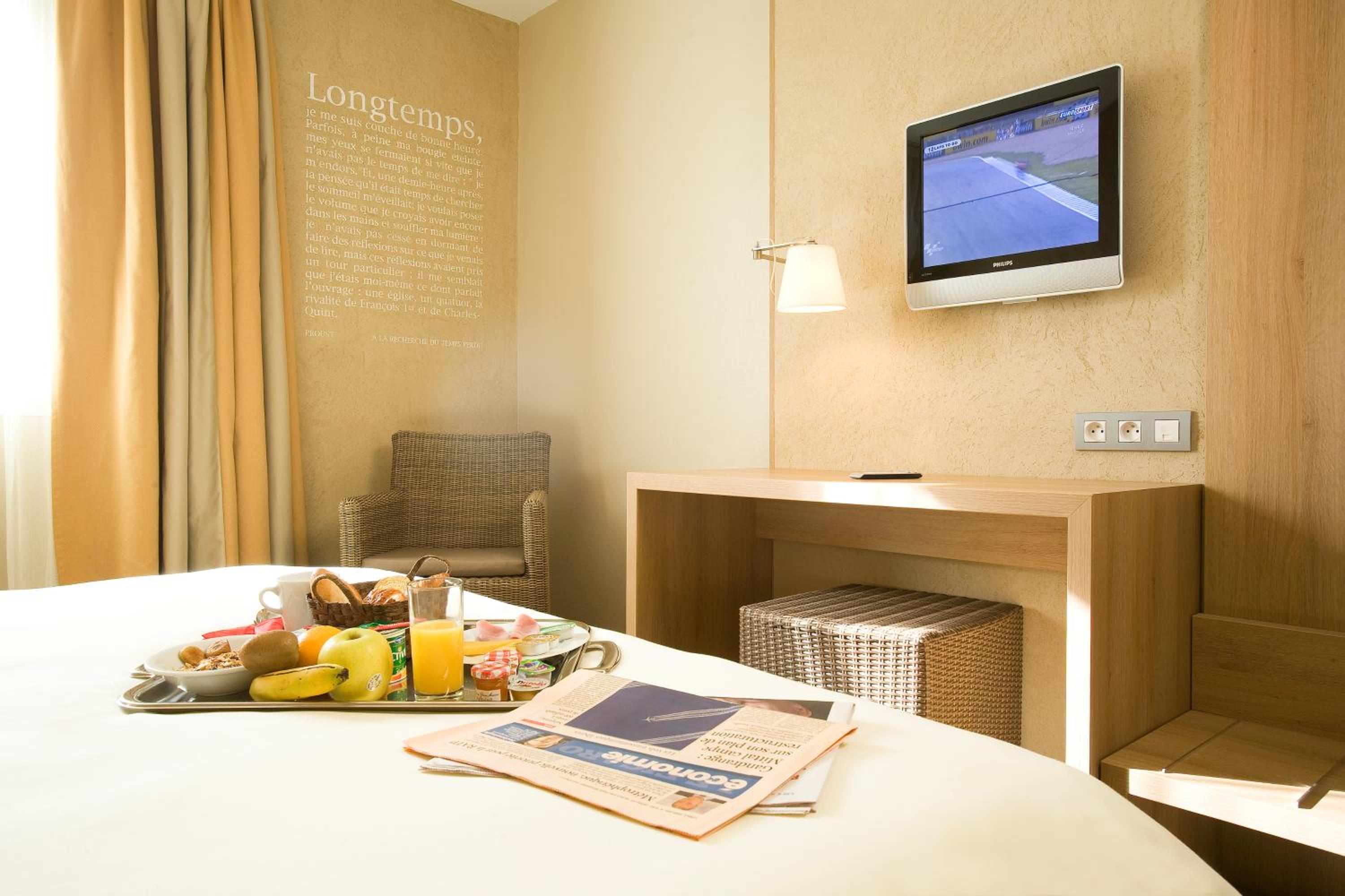 Standard Double Room - Photo 5