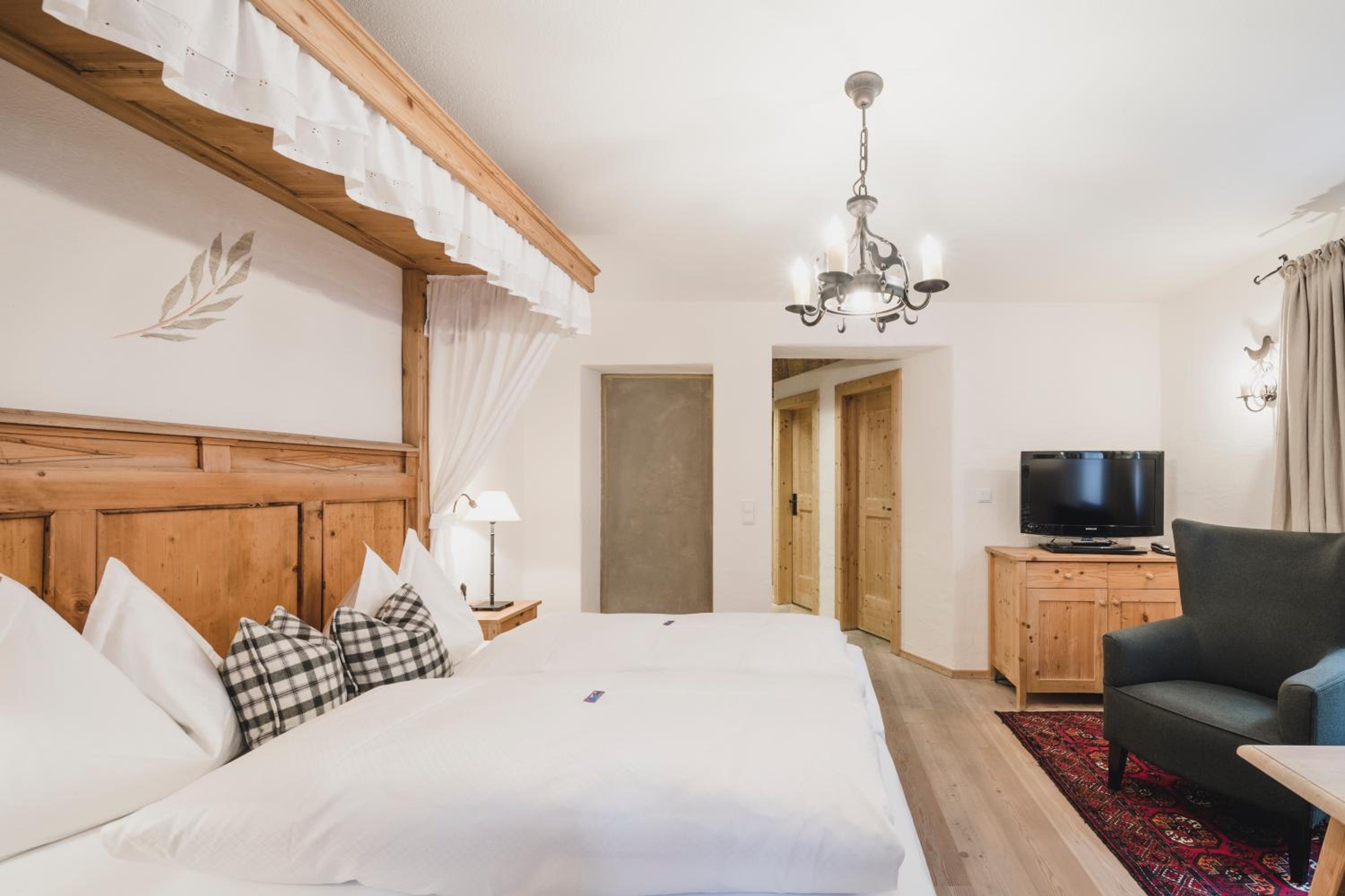 Deluxe Double Room photo 3