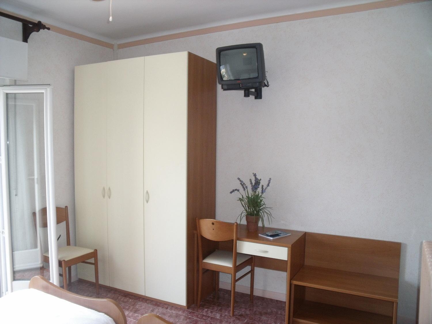 Twin Room with Lake View