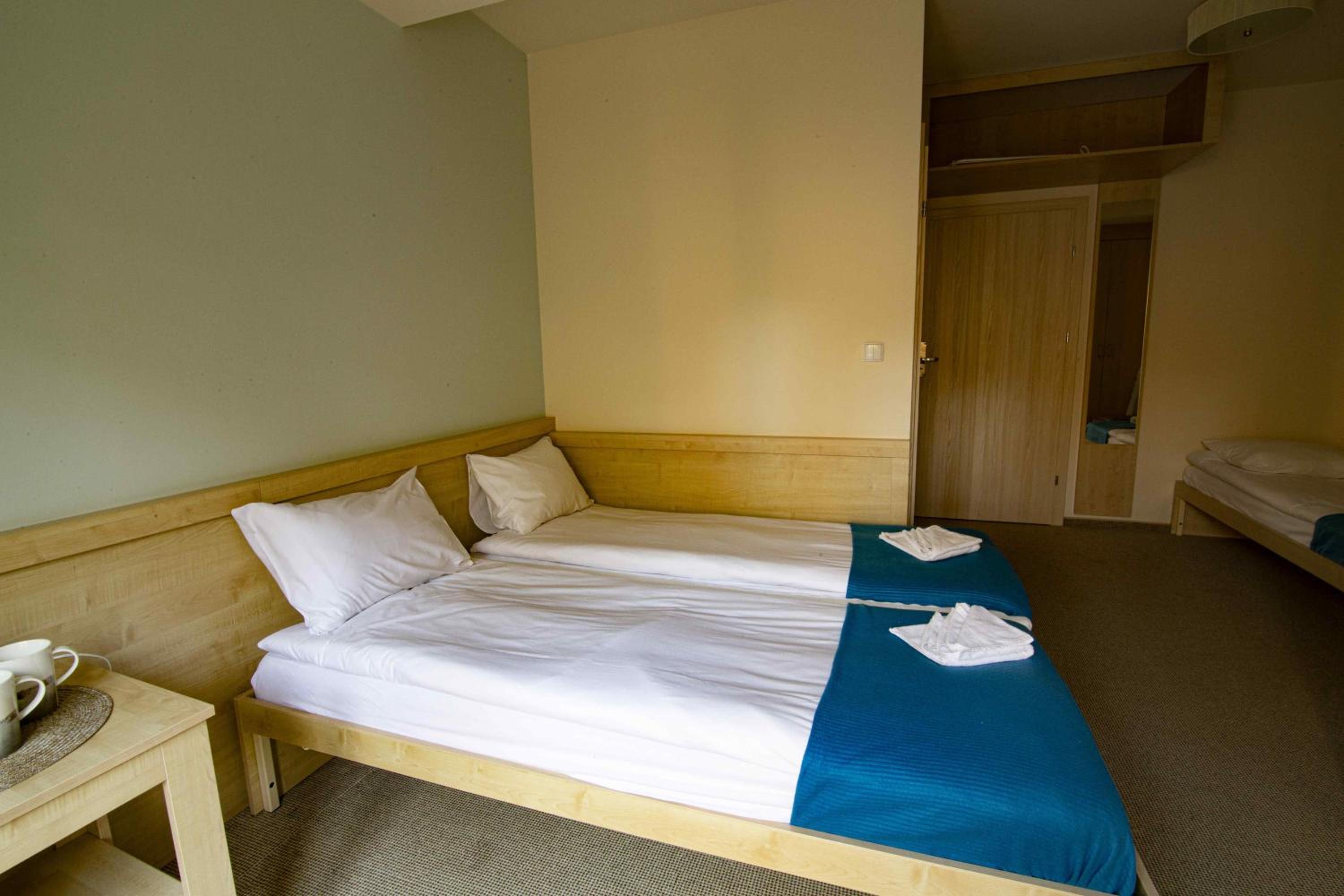 Quadruple Room - Photo 12