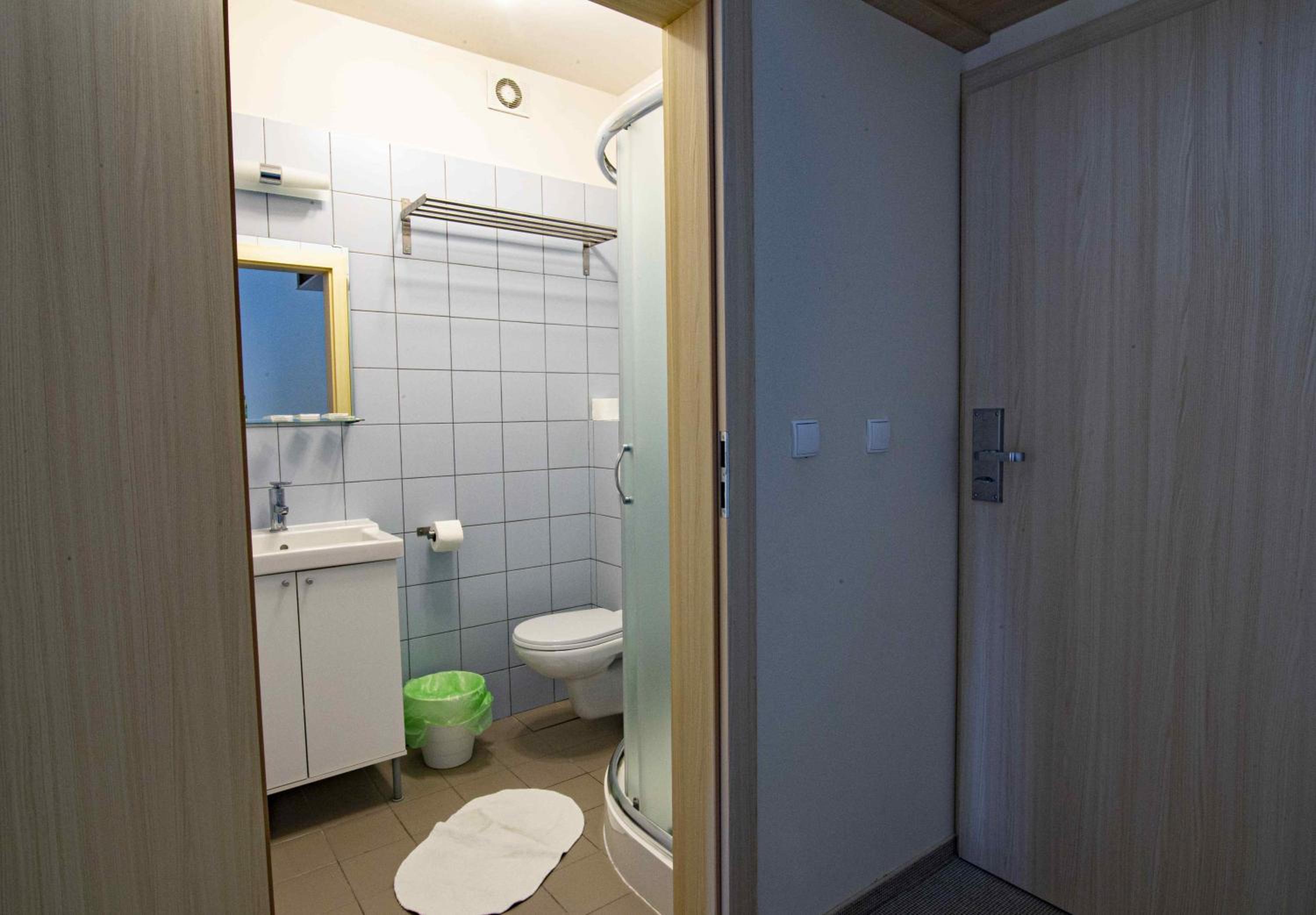 Double Room - Photo 22