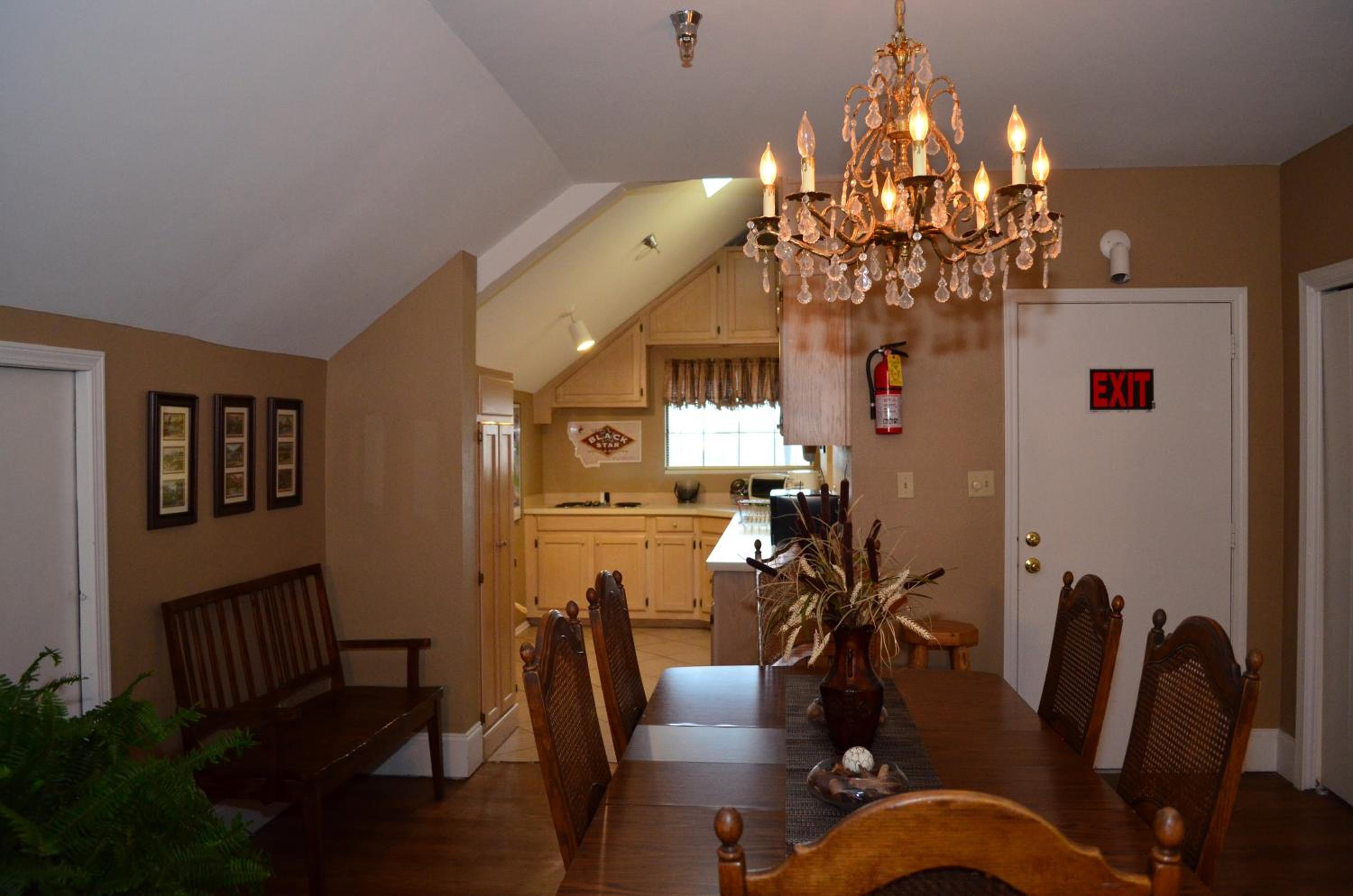 Penthouse Apartment - Photo 4