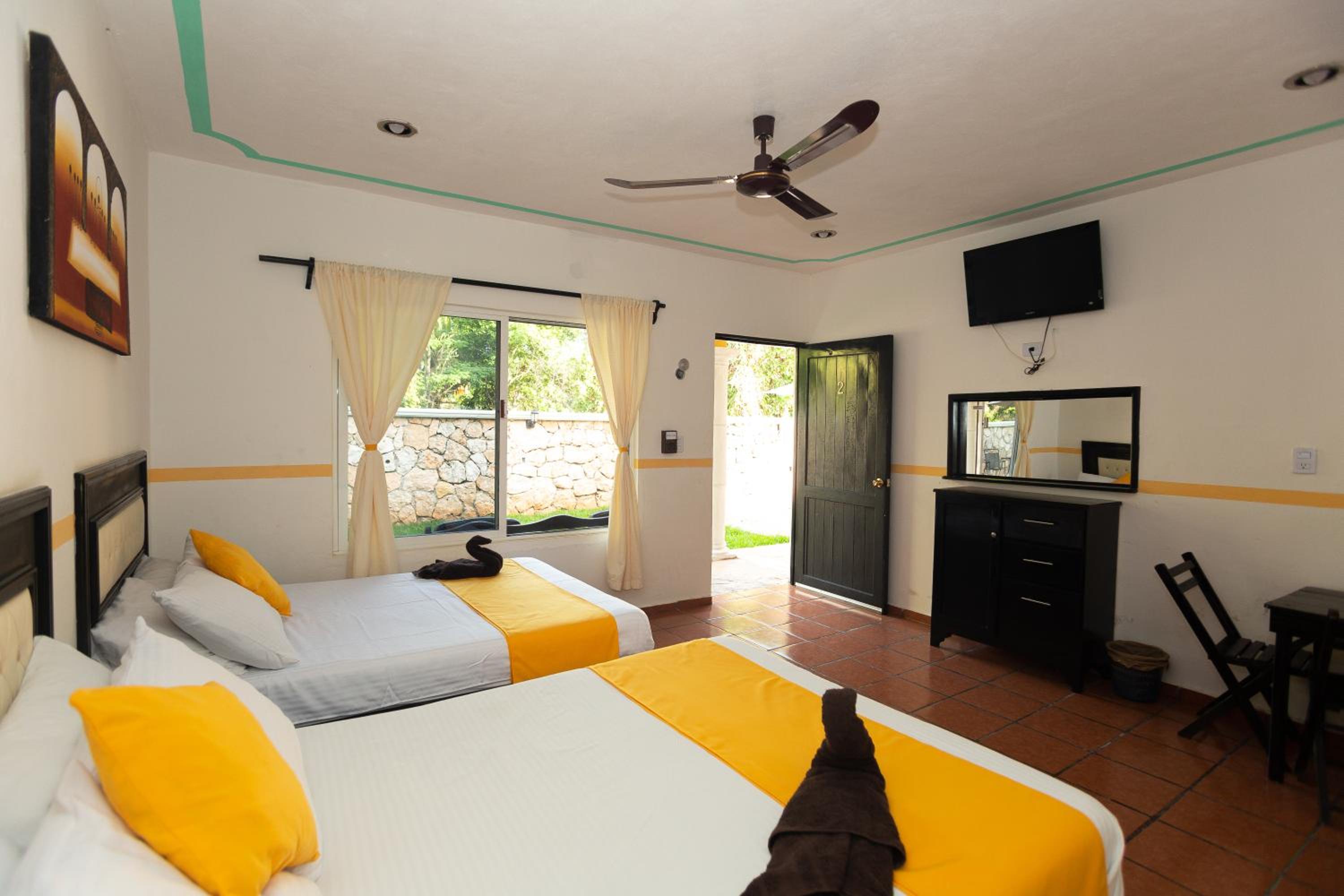 Twin Room with Garden View photo 2