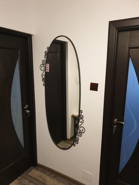 One-Bedroom Apartment - Photo 8