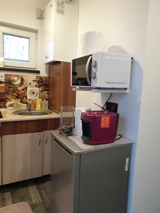 One-Bedroom Apartment - Photo 12