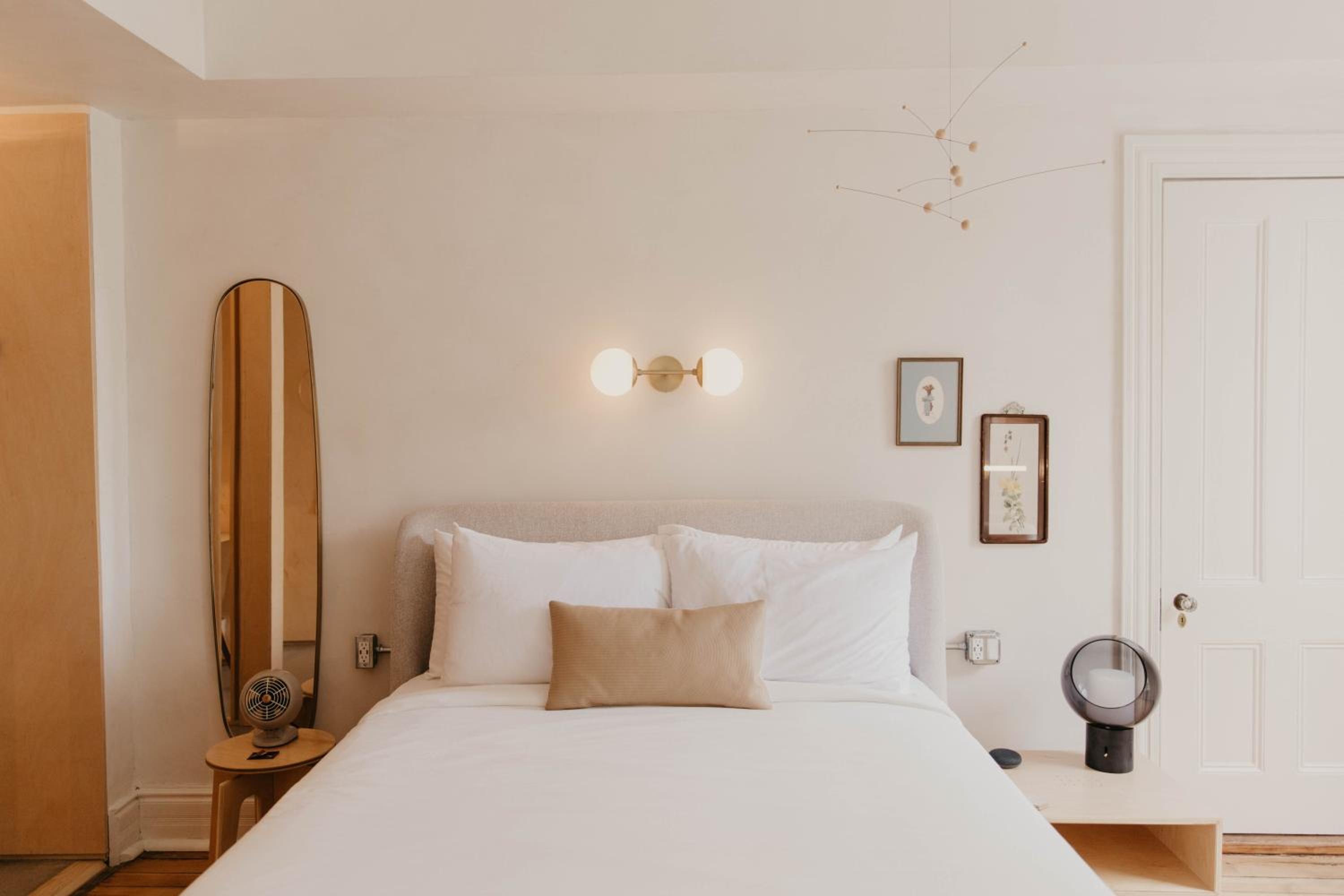 Standard Queen Room - Photo 1