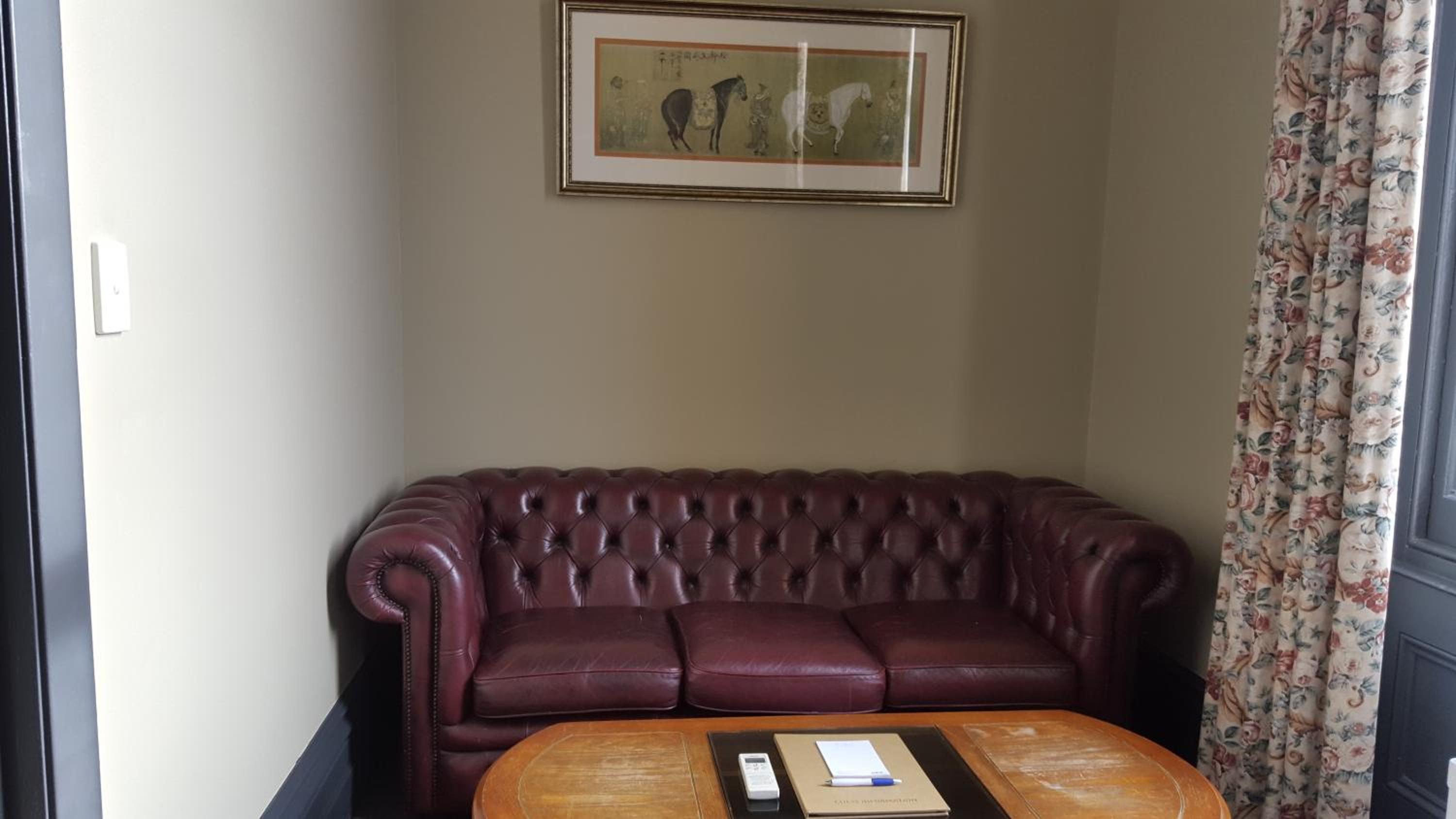 Deluxe Room - Photo 2