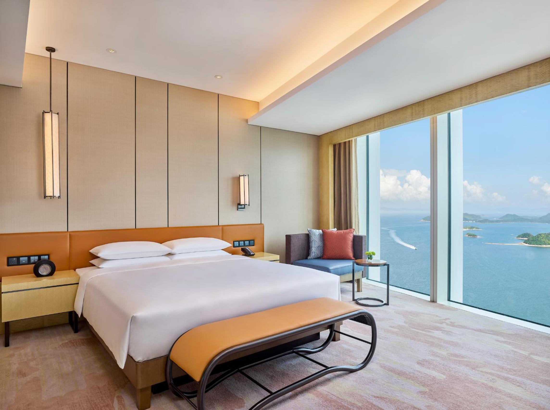 King Suite with Ocean View