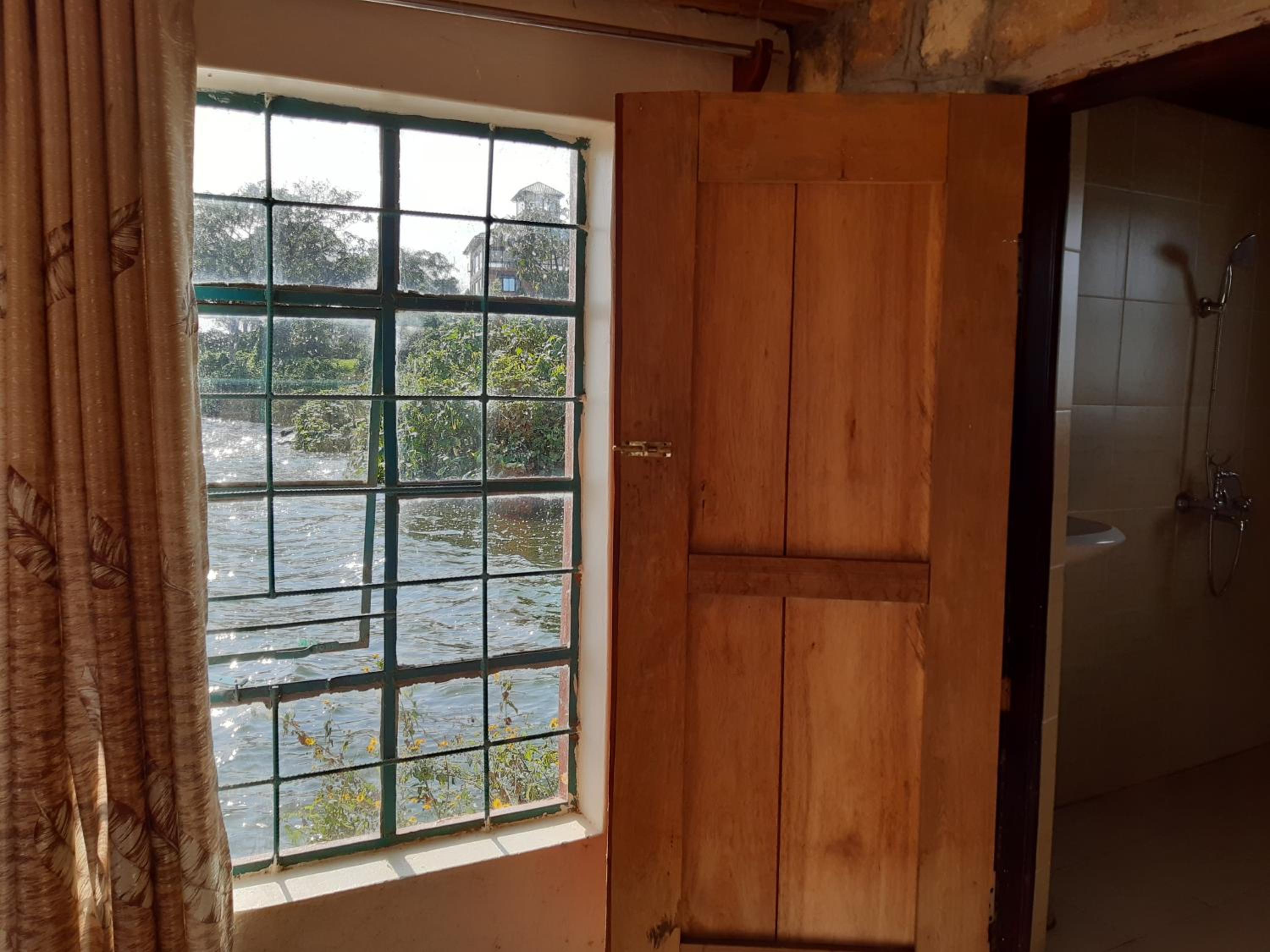 Double Room with Lake View photo 2