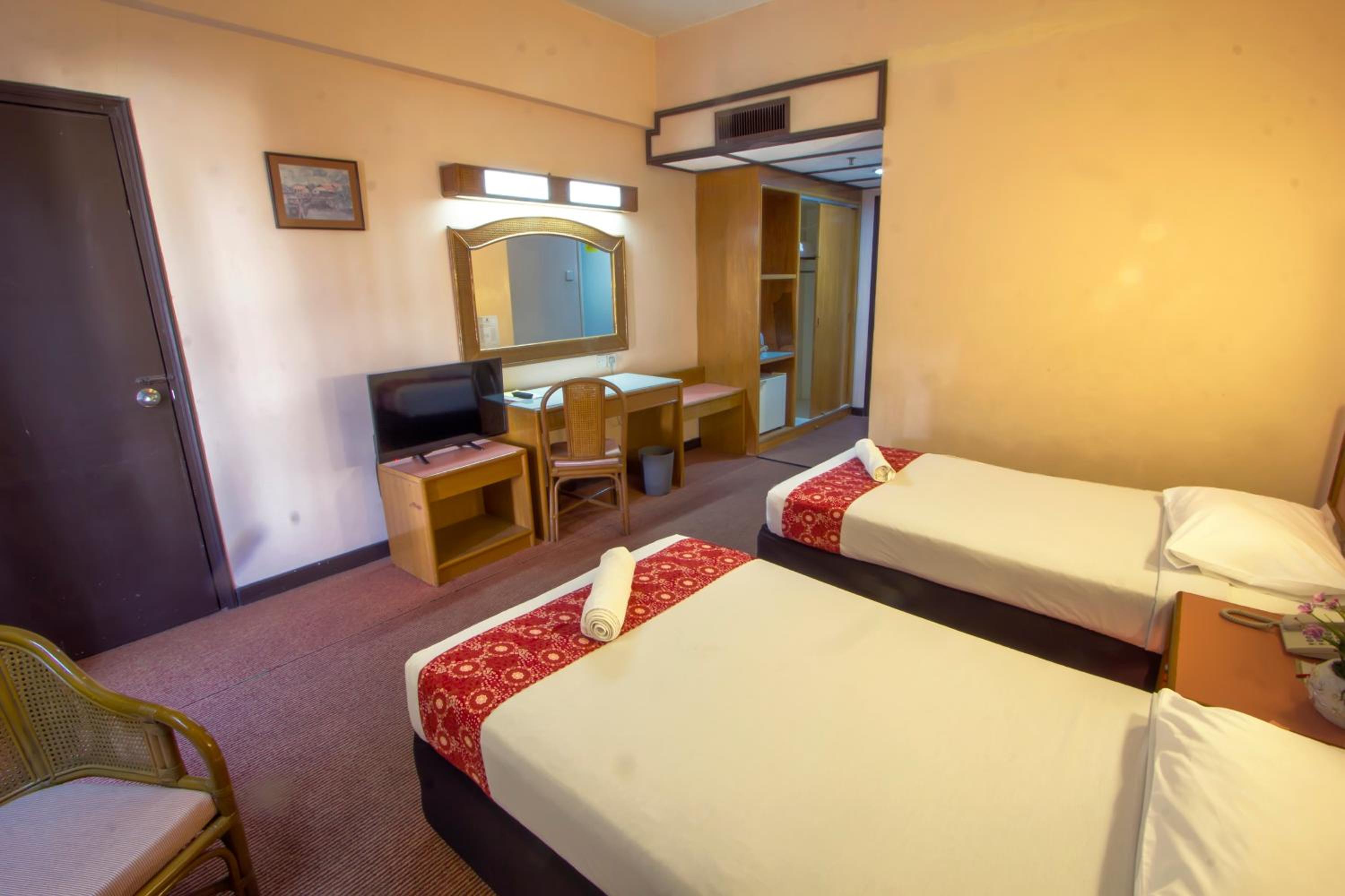 Deluxe Twin Room - Photo 3