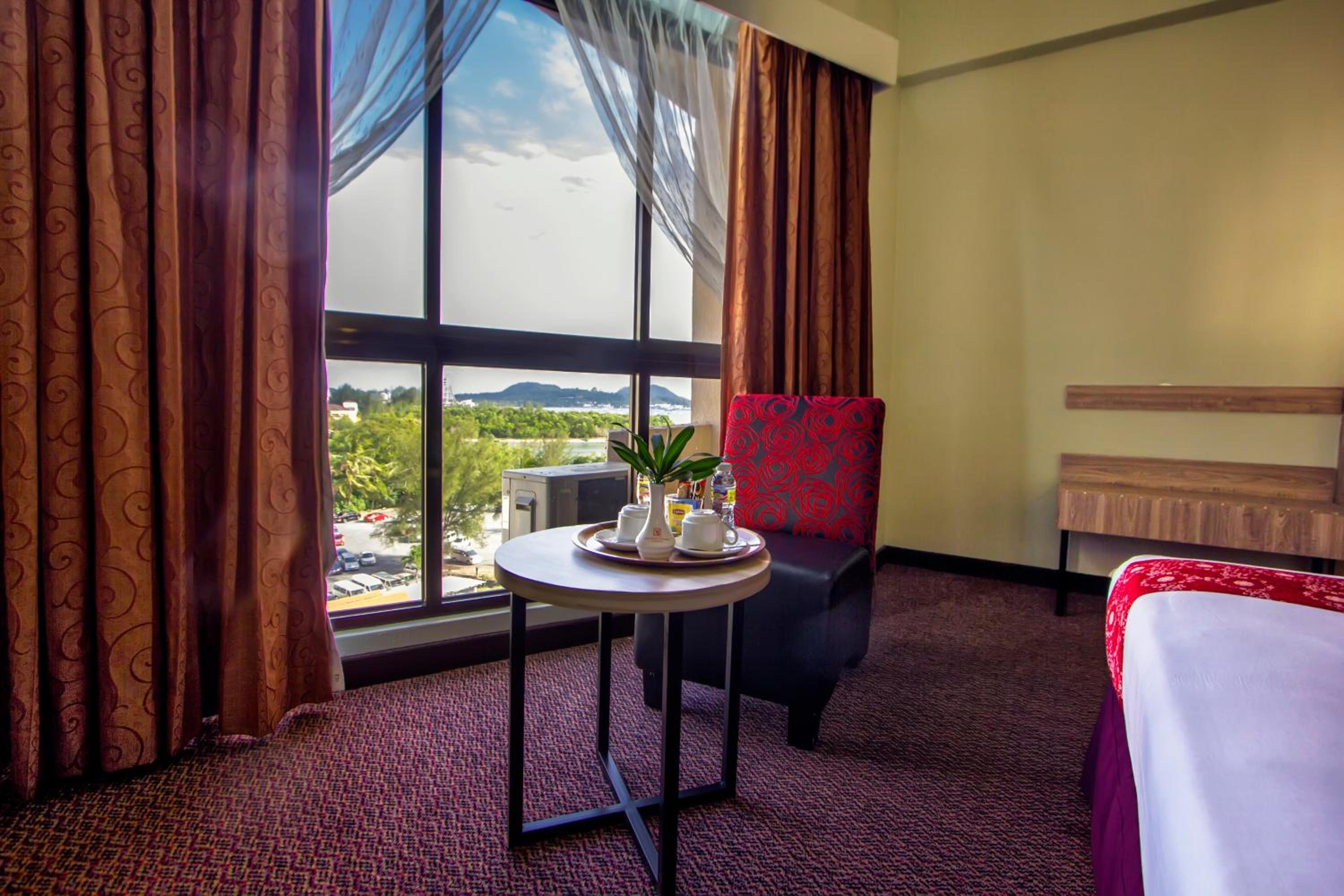 Premium Twin - Renovated Room