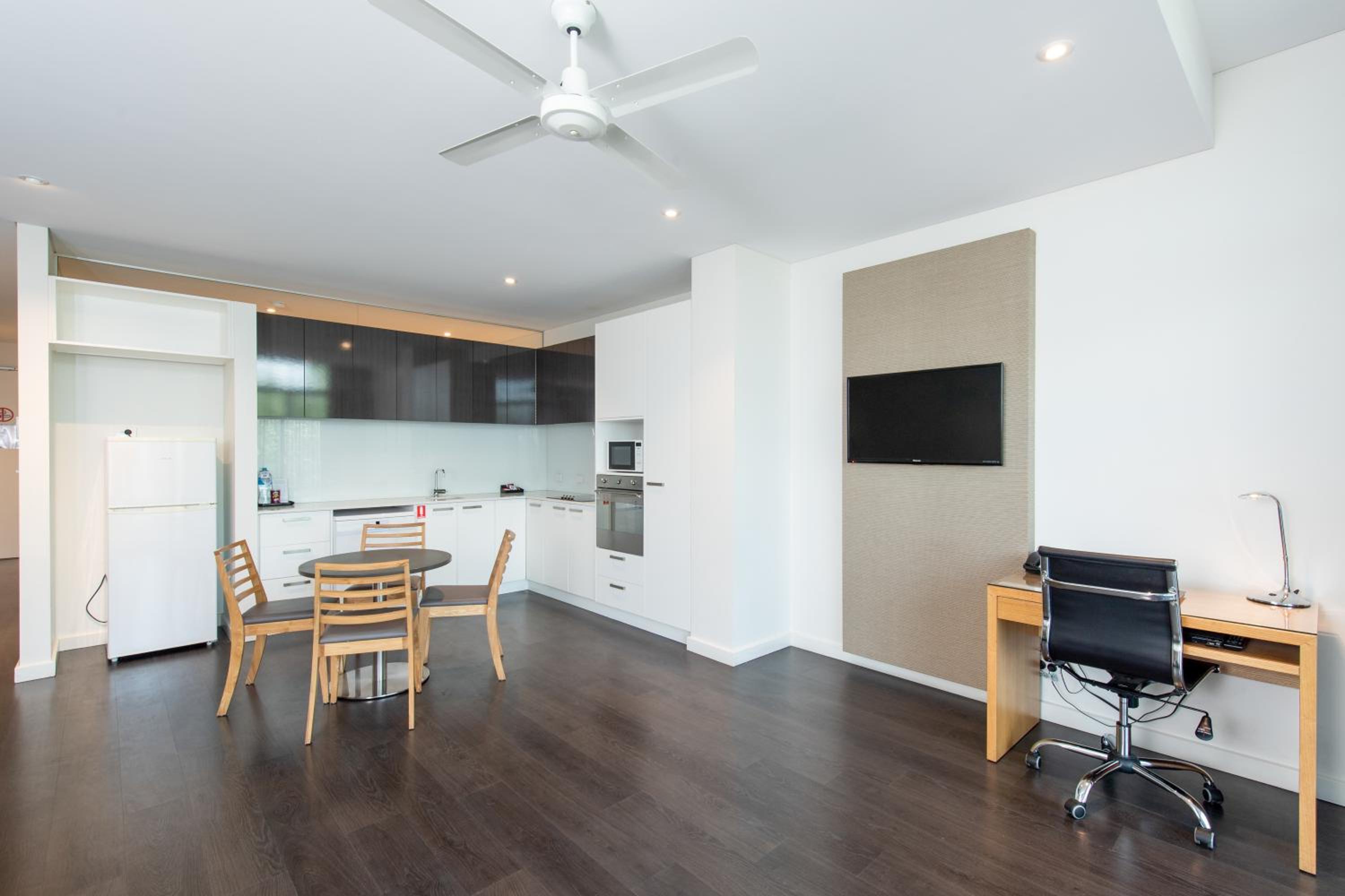 One-Bedroom Central Apartment