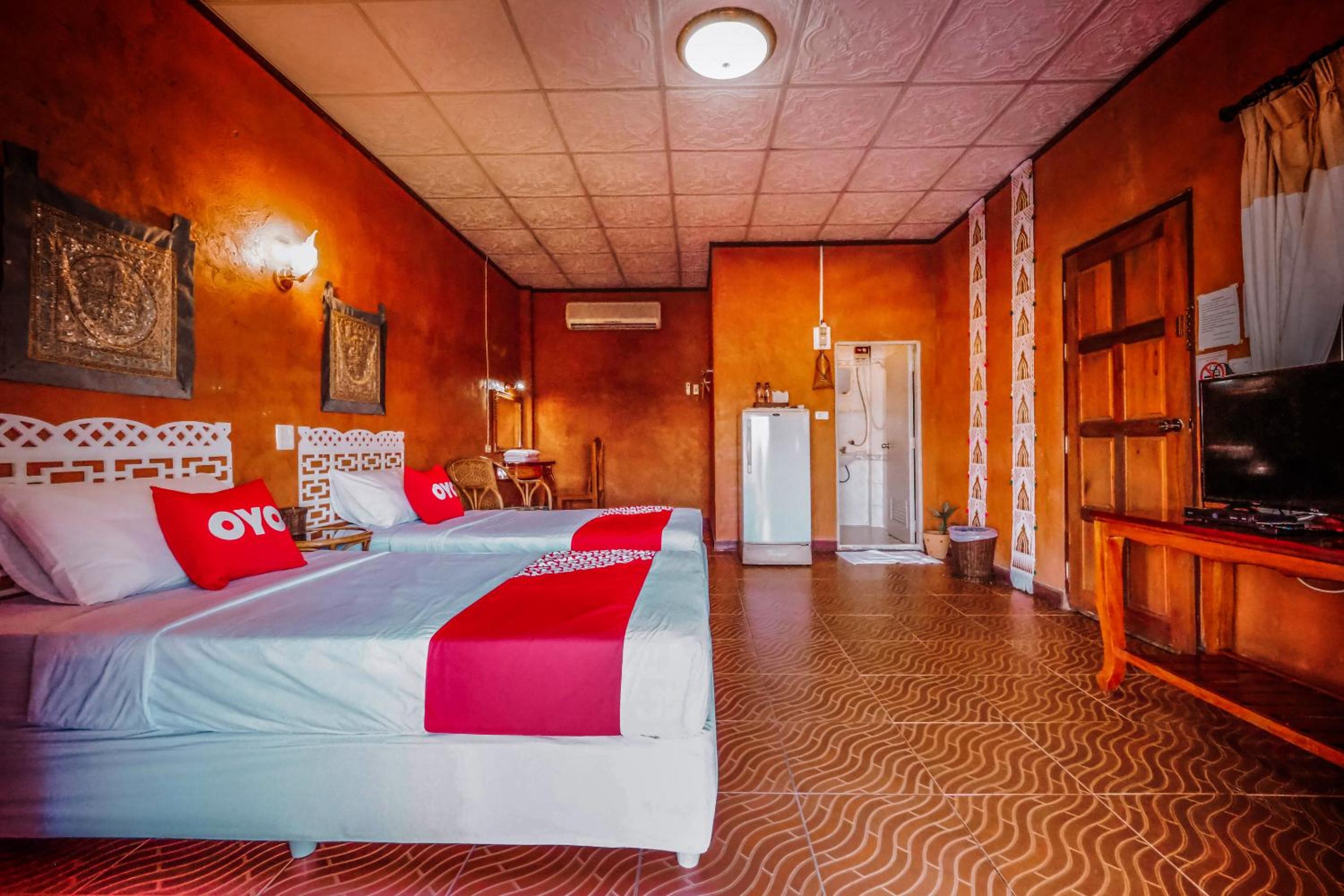 Deluxe Twin Room photo 2