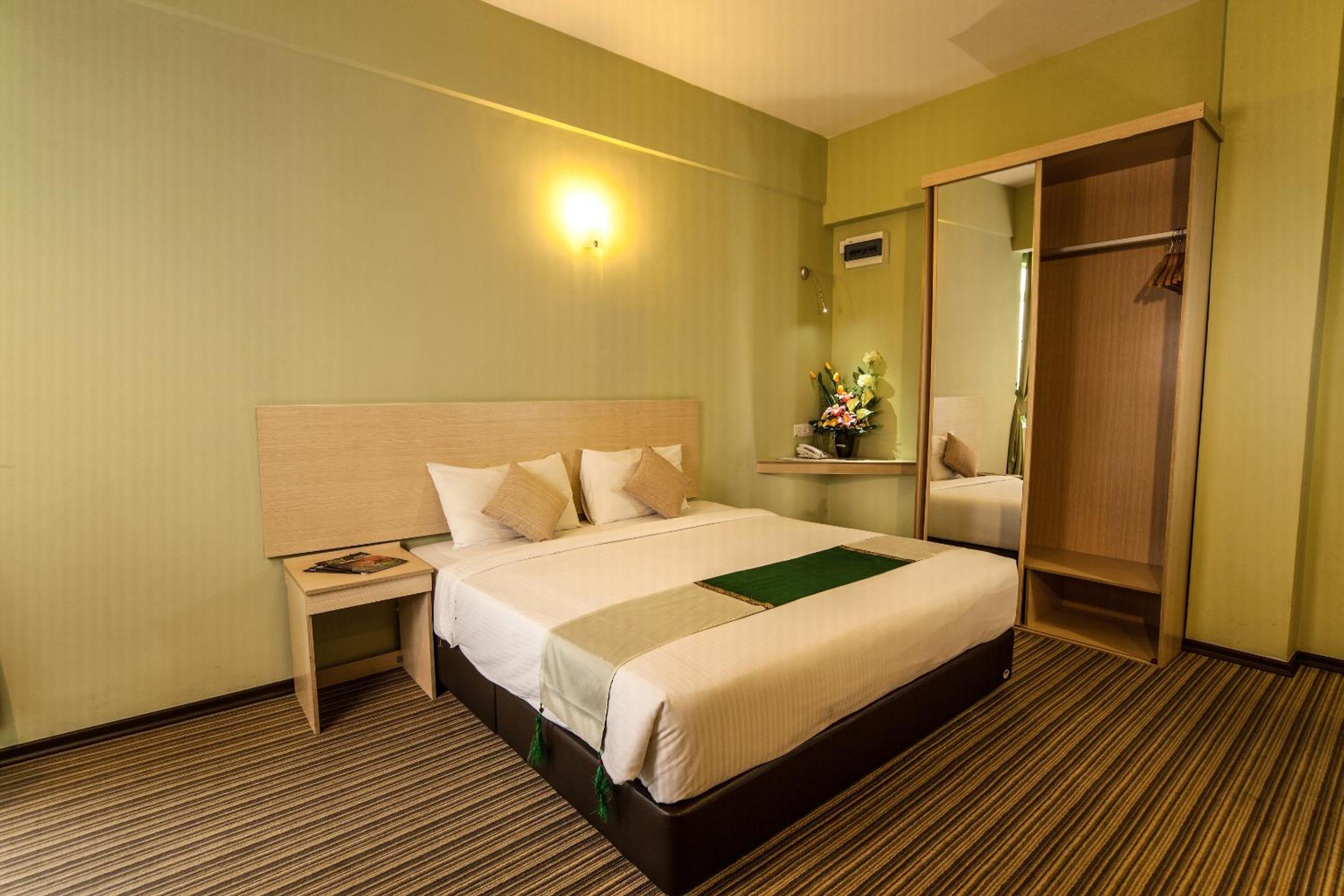 Standard Double Room photo 2