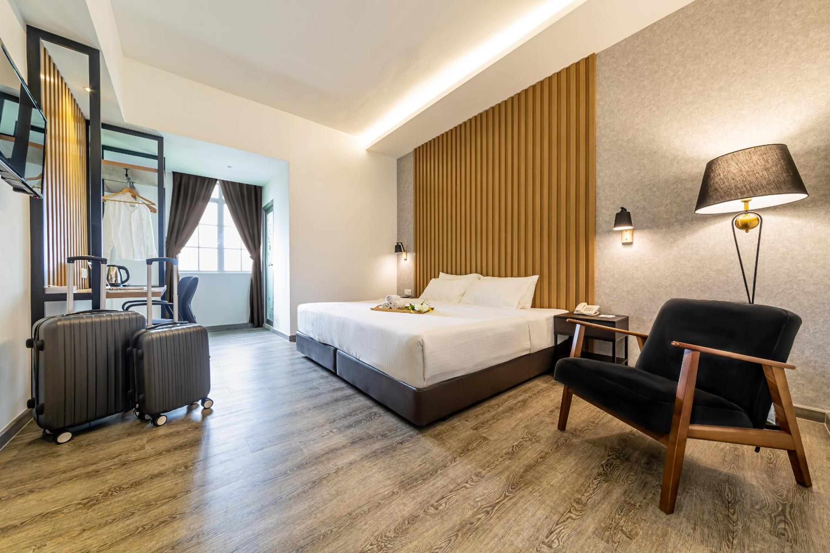 Deluxe Double Room photo 2