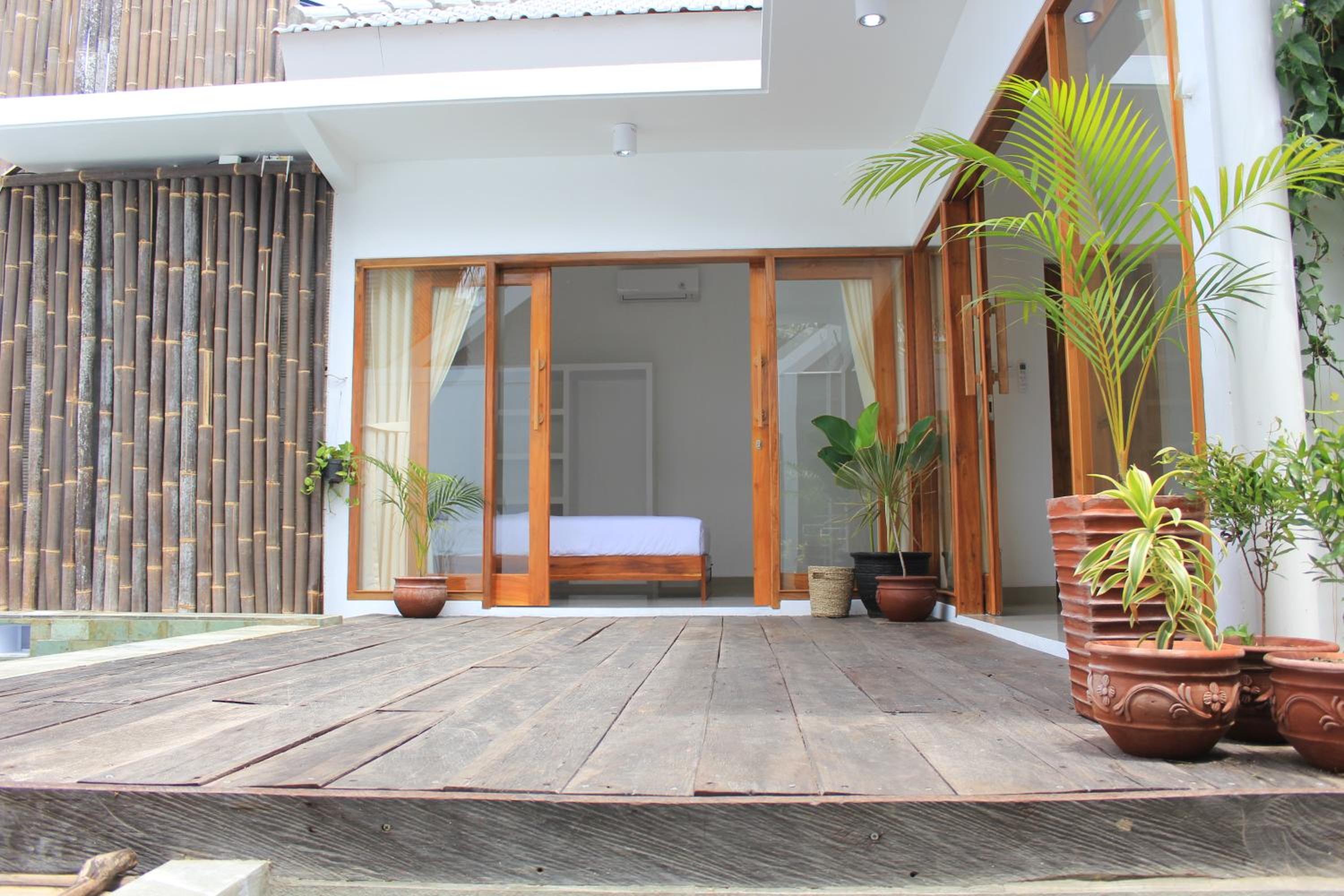 Villa with Private Pool photo 2