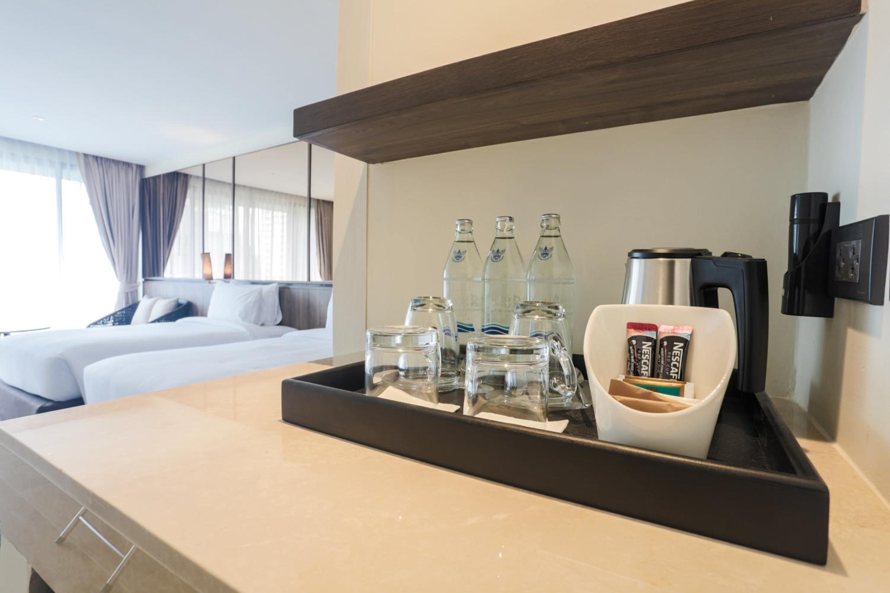 Deluxe Twin Room - Photo 2