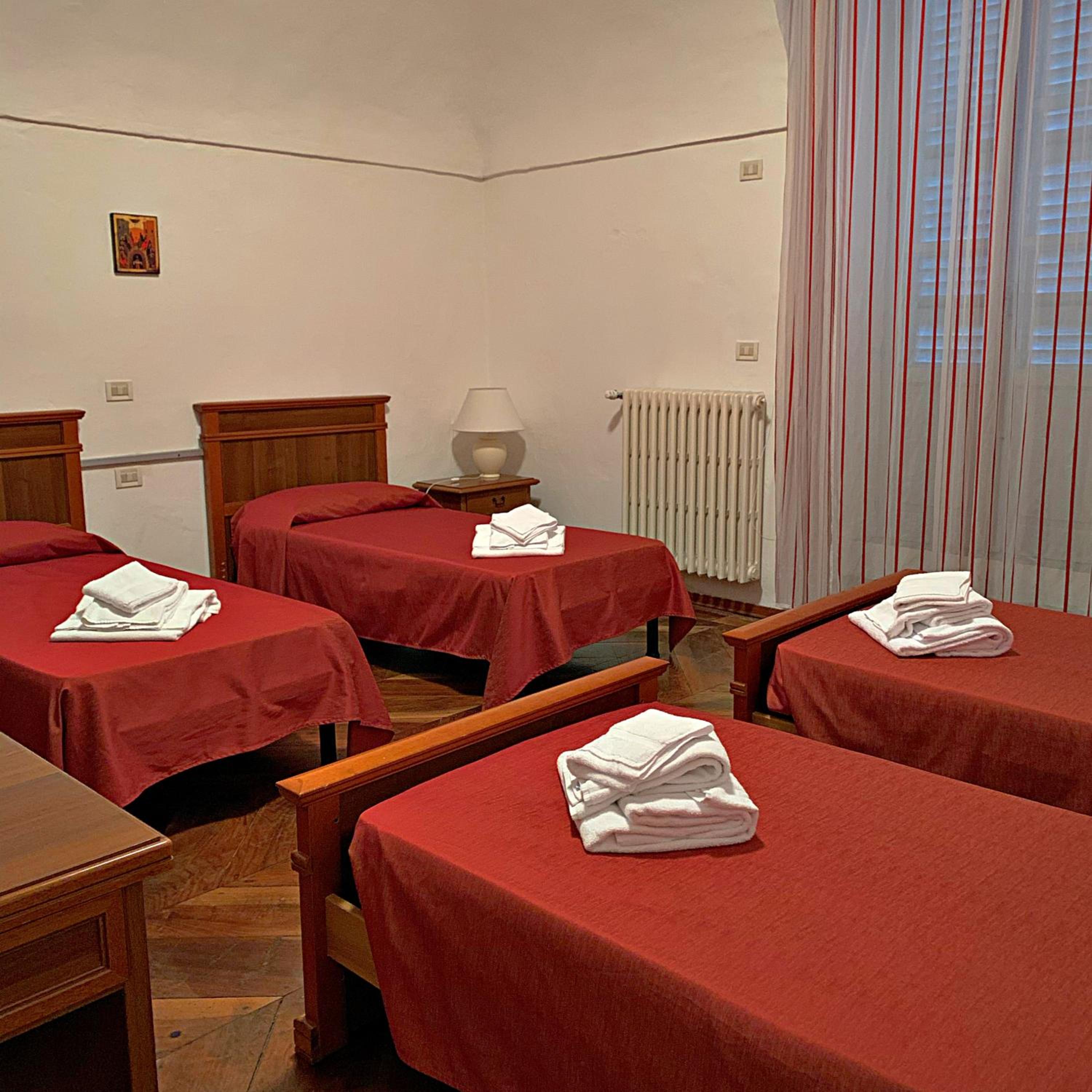 Classic Quadruple Room