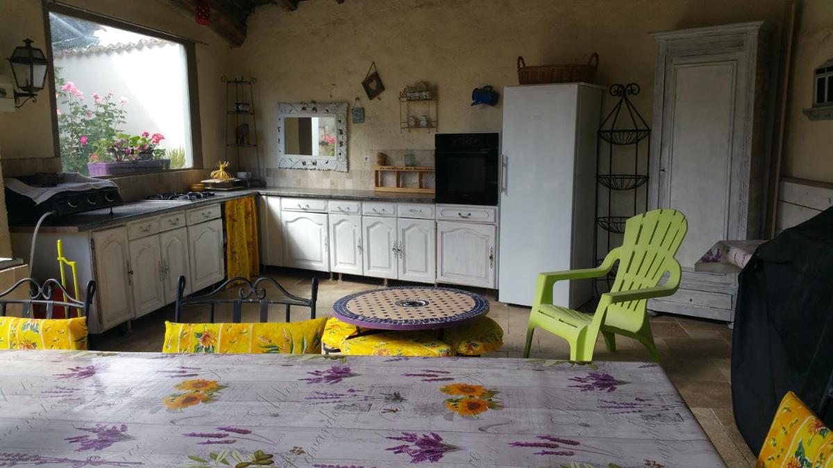 Deluxe Family Room photo 1