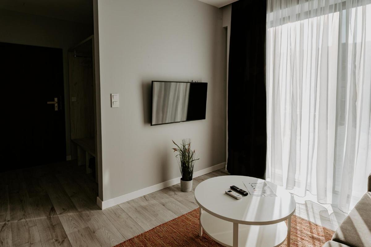 Quadruple Room with Bathroom - Photo 3