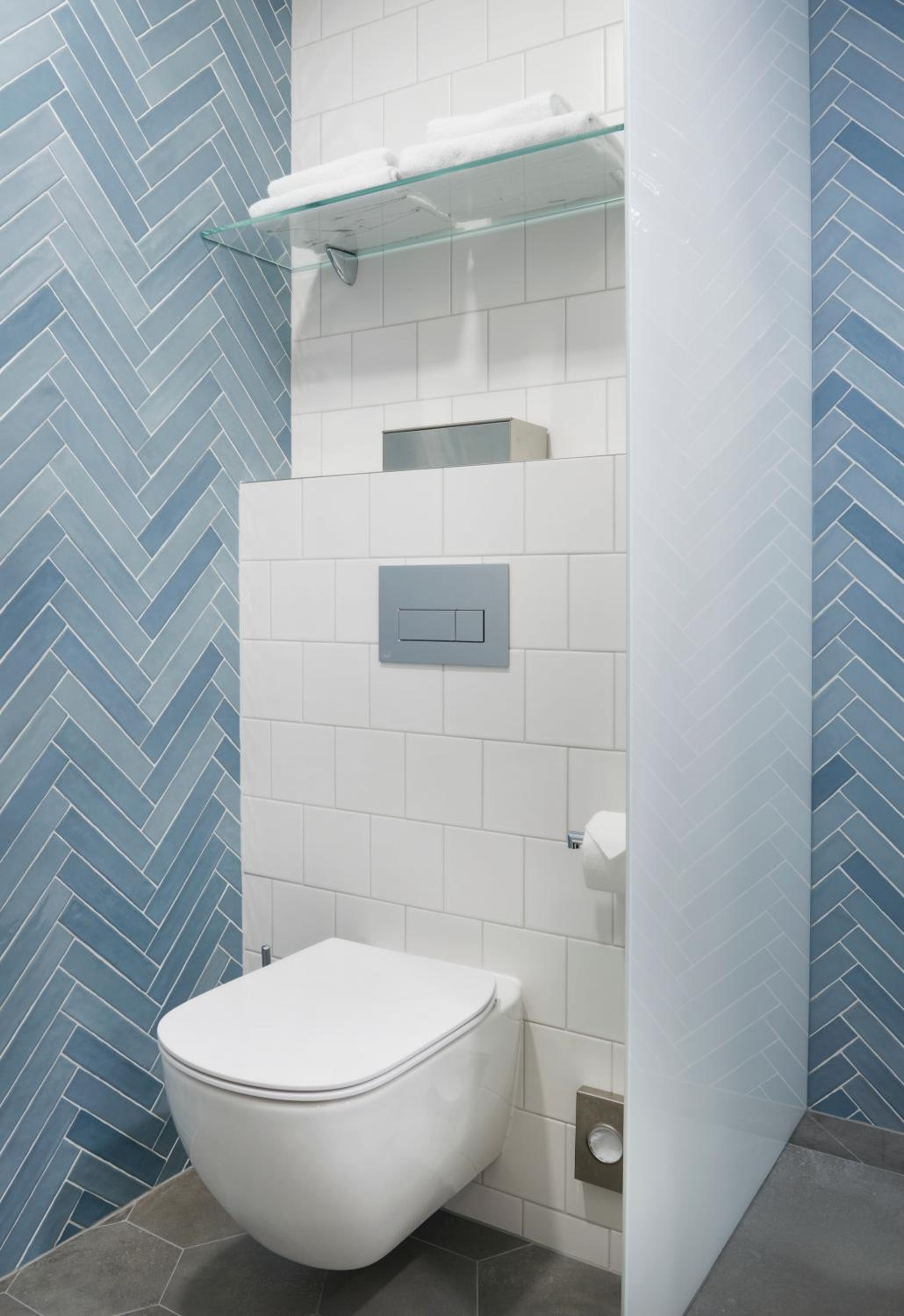 Deluxe Double or Twin Room - Photo 6