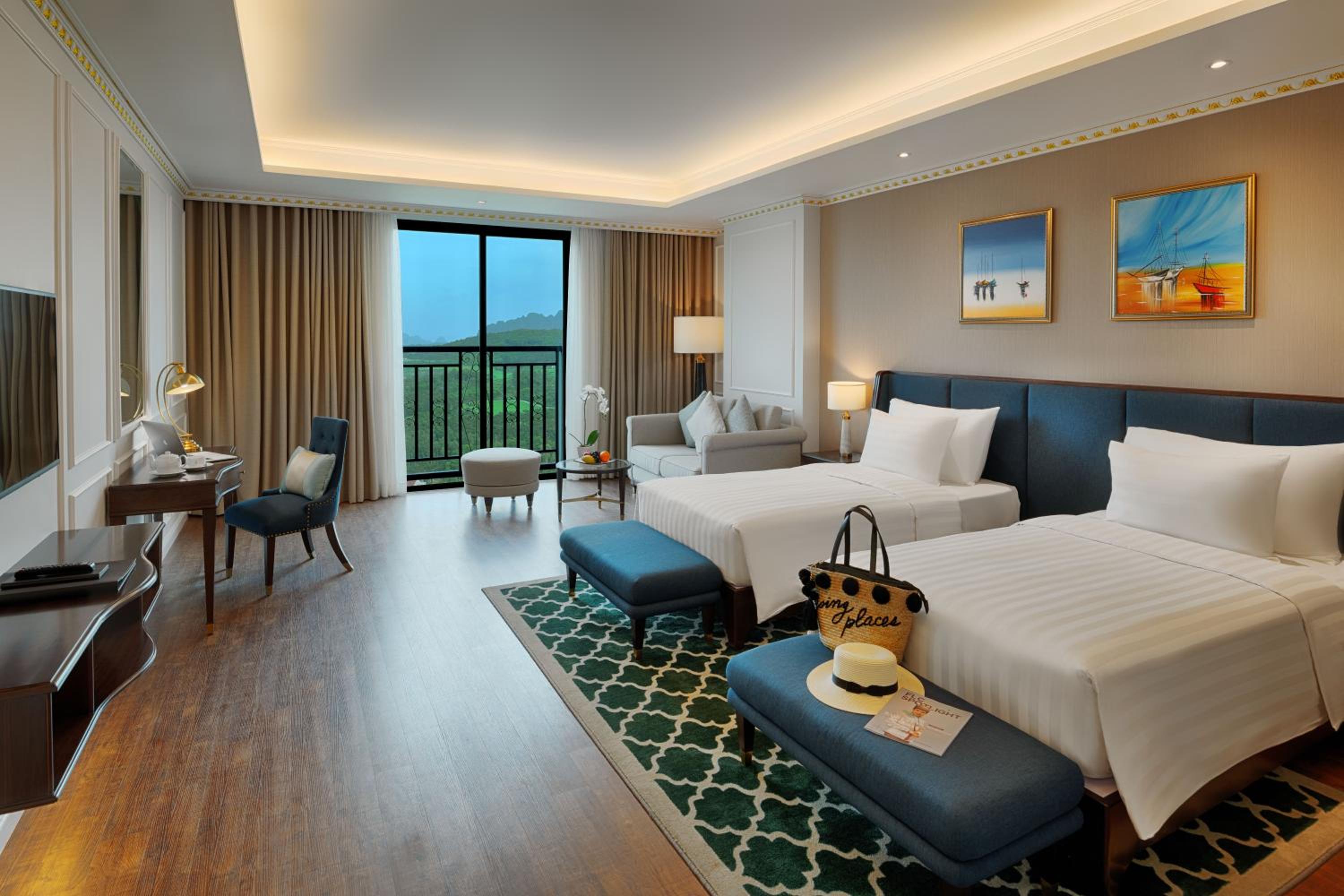 Deluxe Twin Room with Golf View