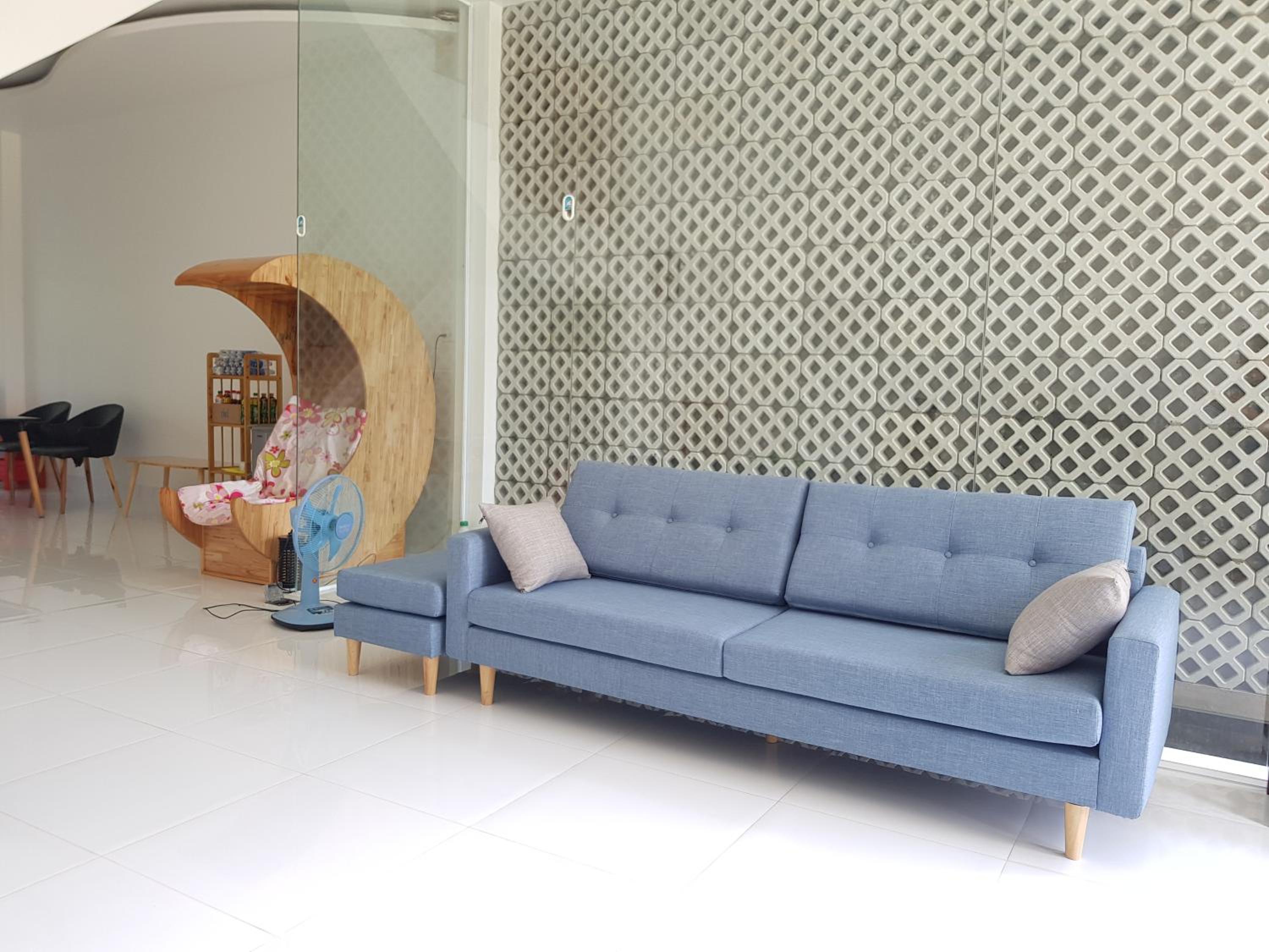 Family Room photo 3