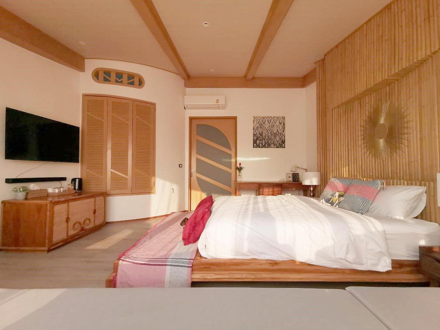 Double Room with Spa Bath - Photo 18
