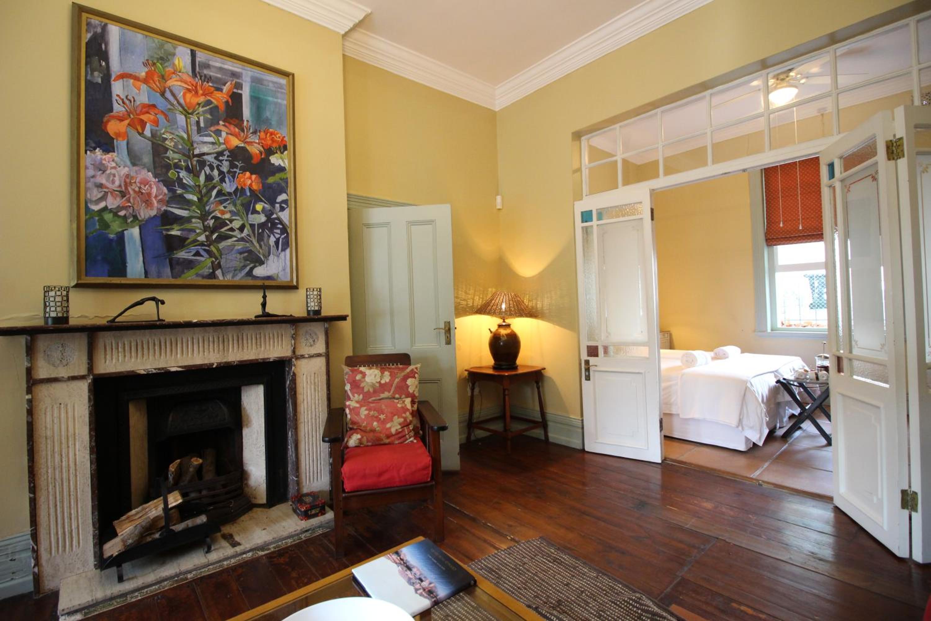 Apartment - Photo 2