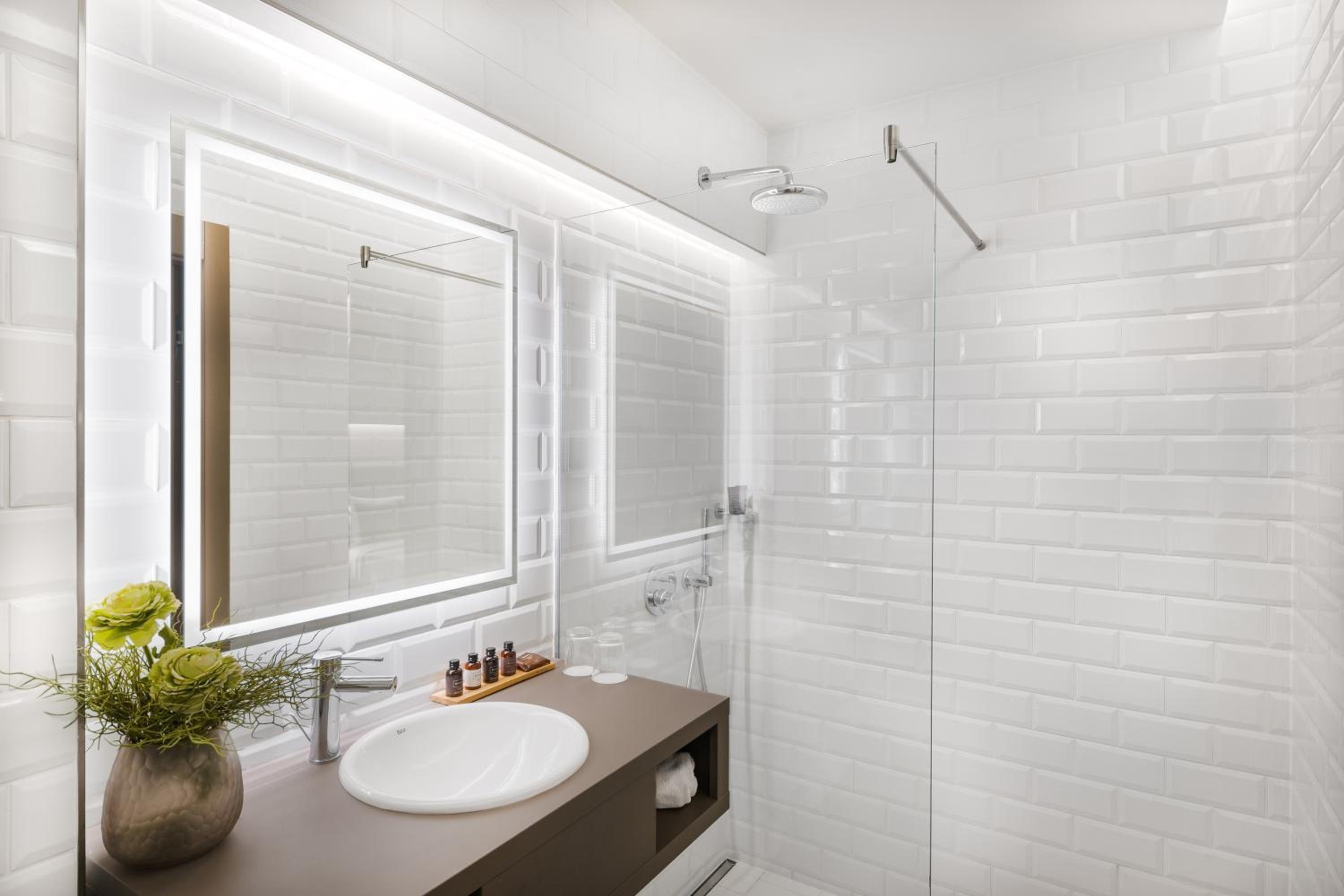 Superior Double with French balcony - Photo 6