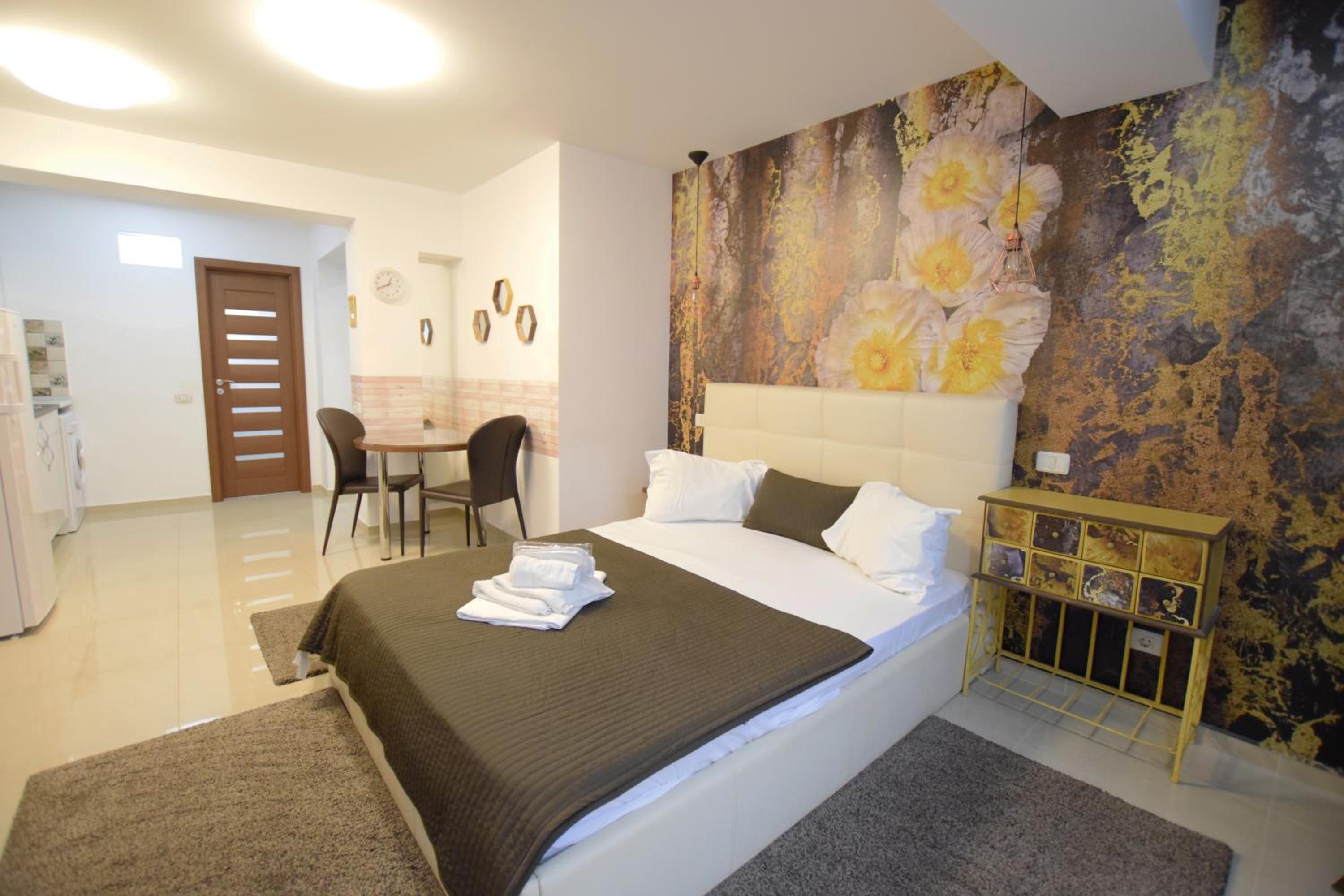 Studio Apartment photo 1
