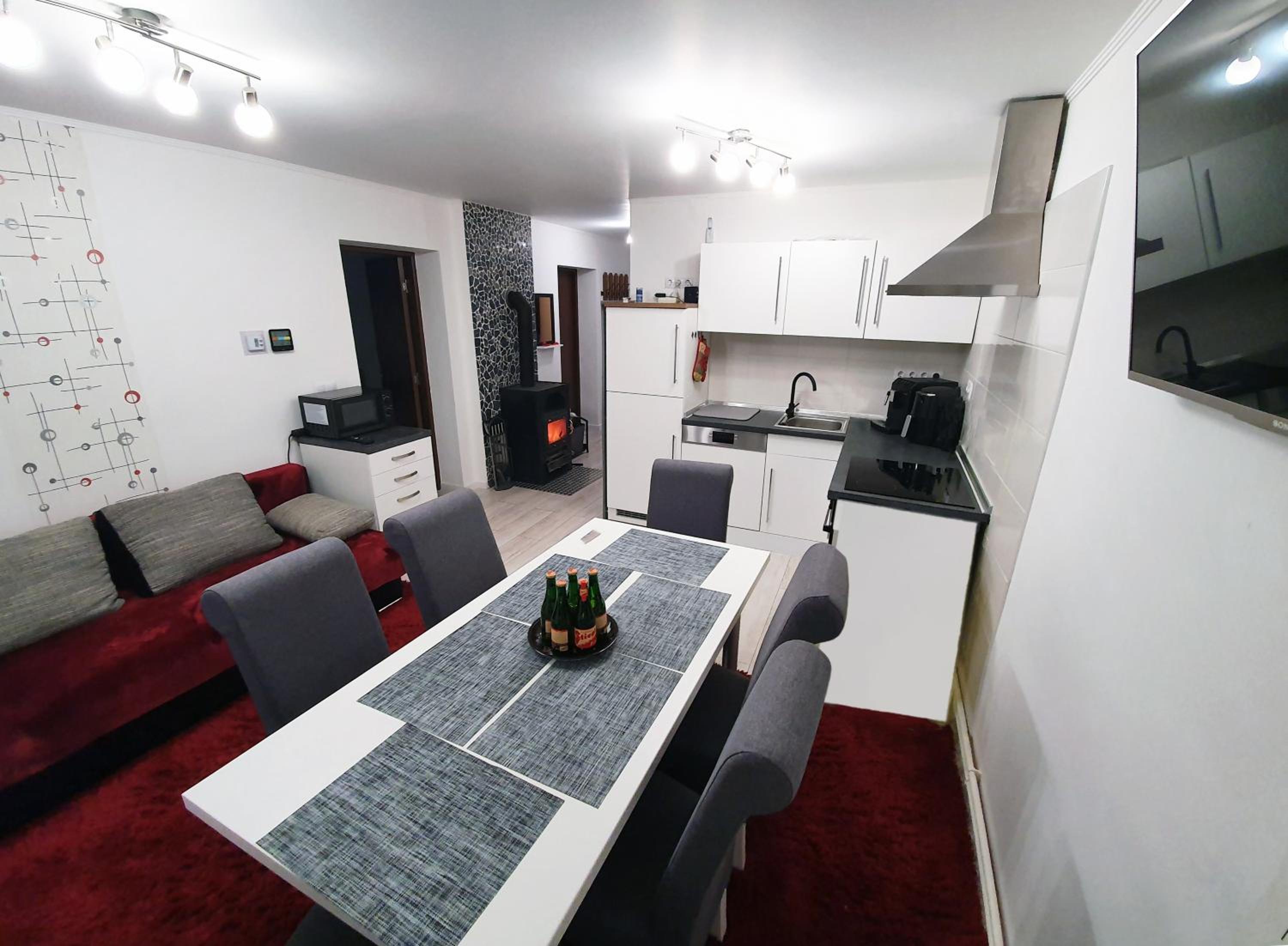 Two-Bedroom Apartment - Photo 12
