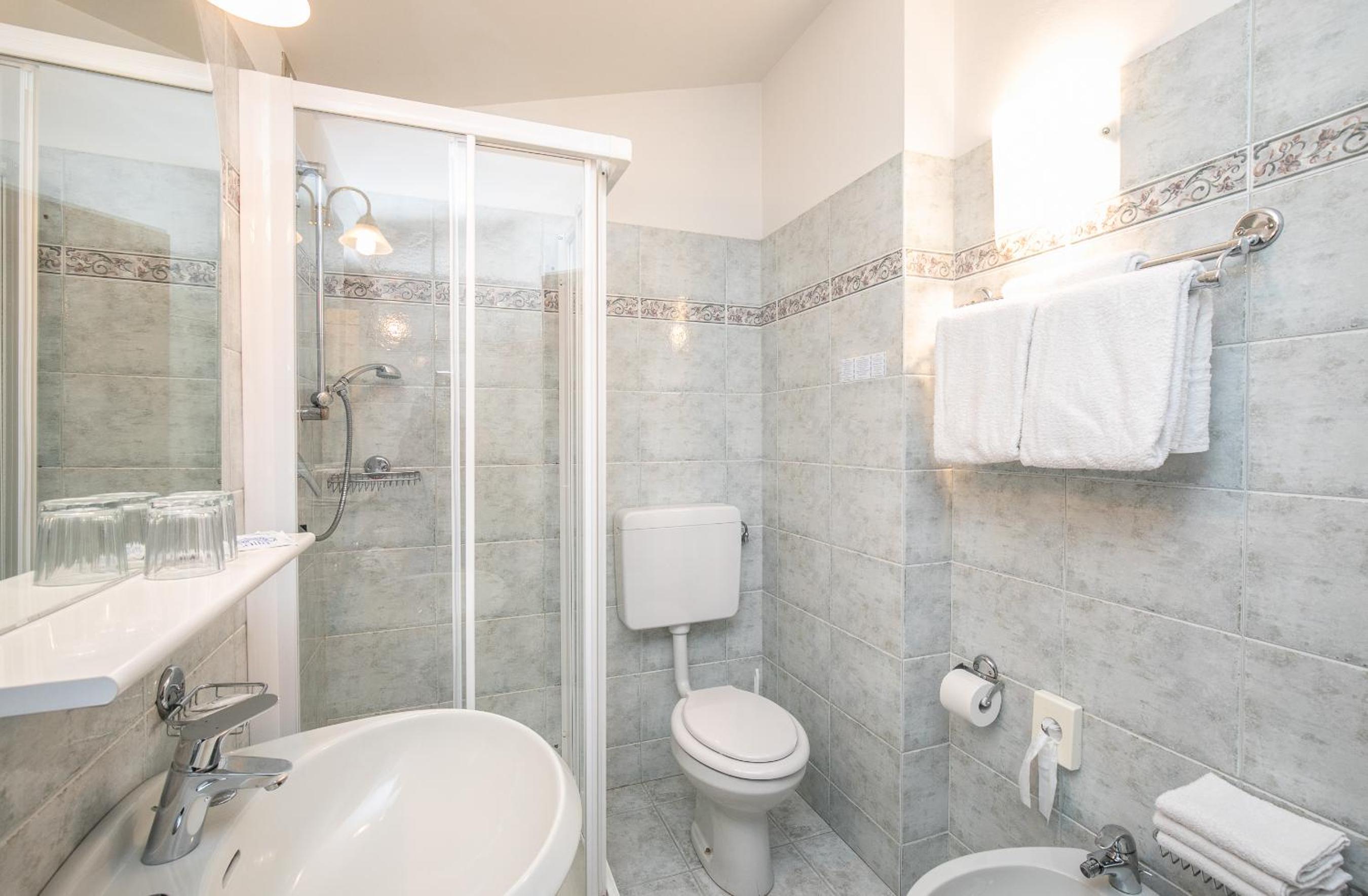 Superior Double Room - Photo 7