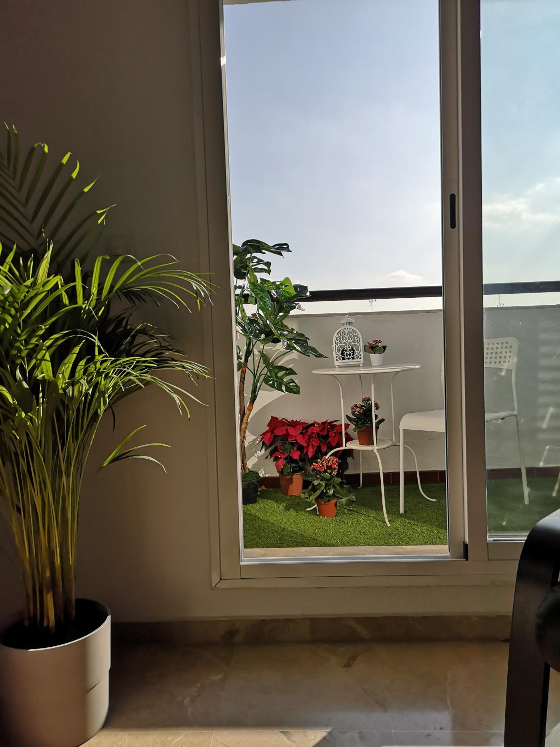 Two-Bedroom Apartment - Photo 2