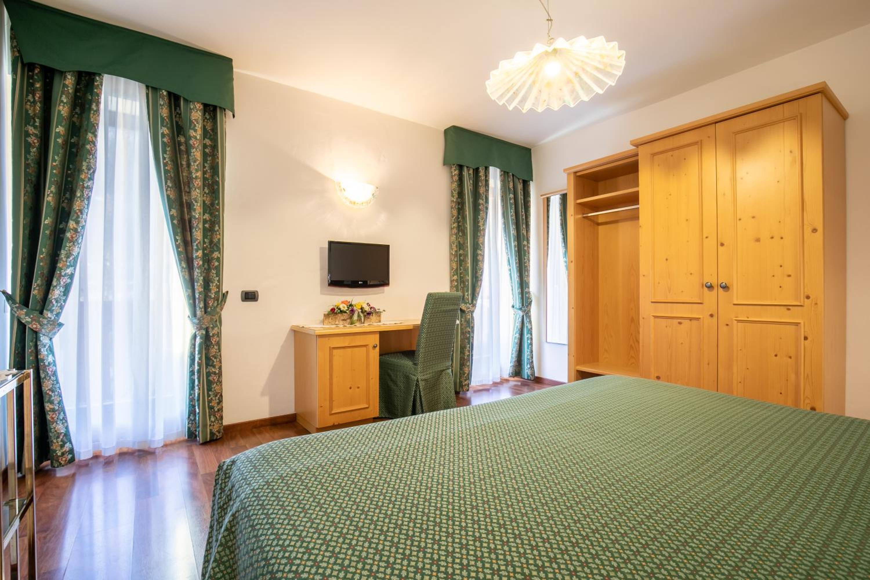 Superior Double Room - Photo 1