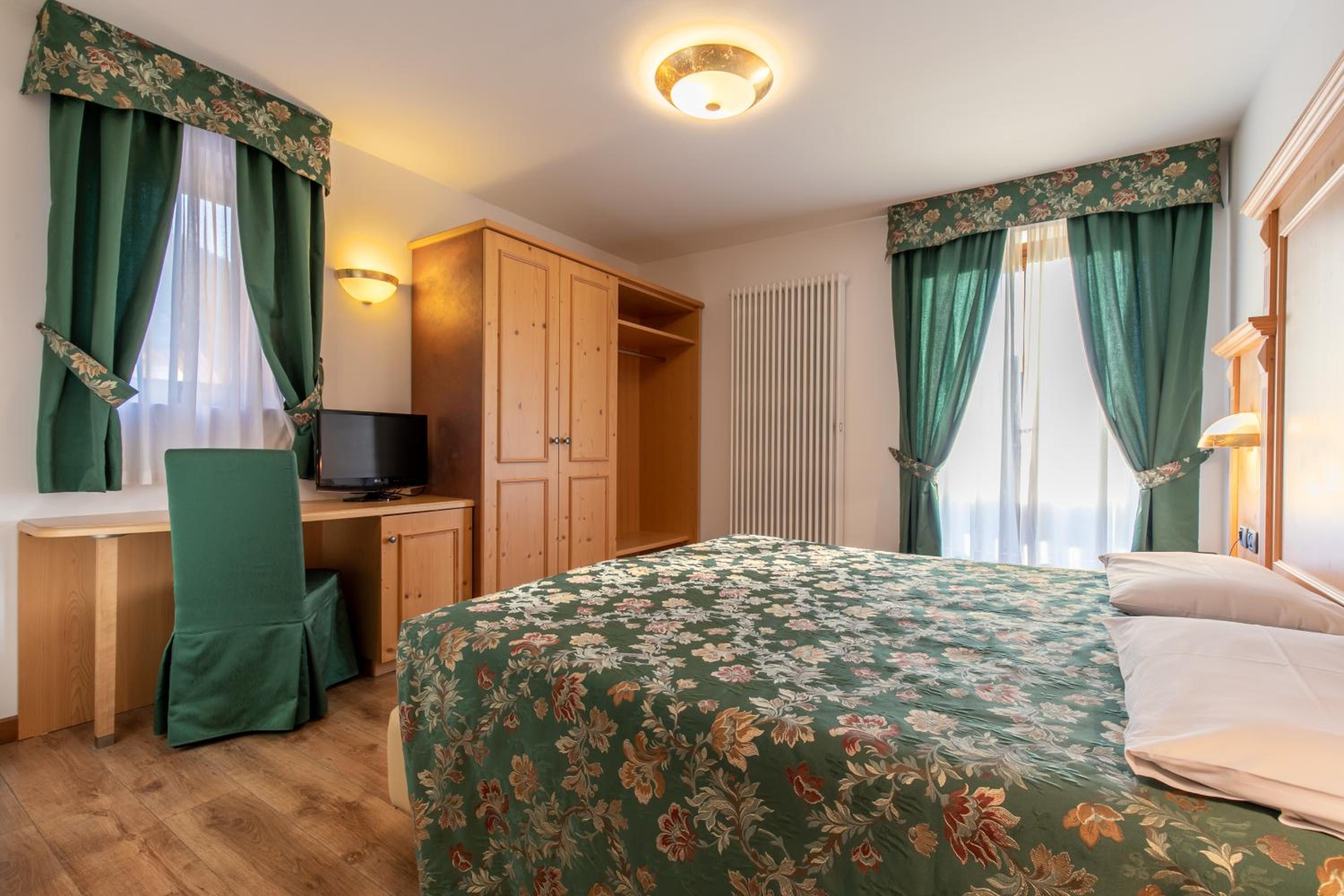 Superior Double Room - Photo 16