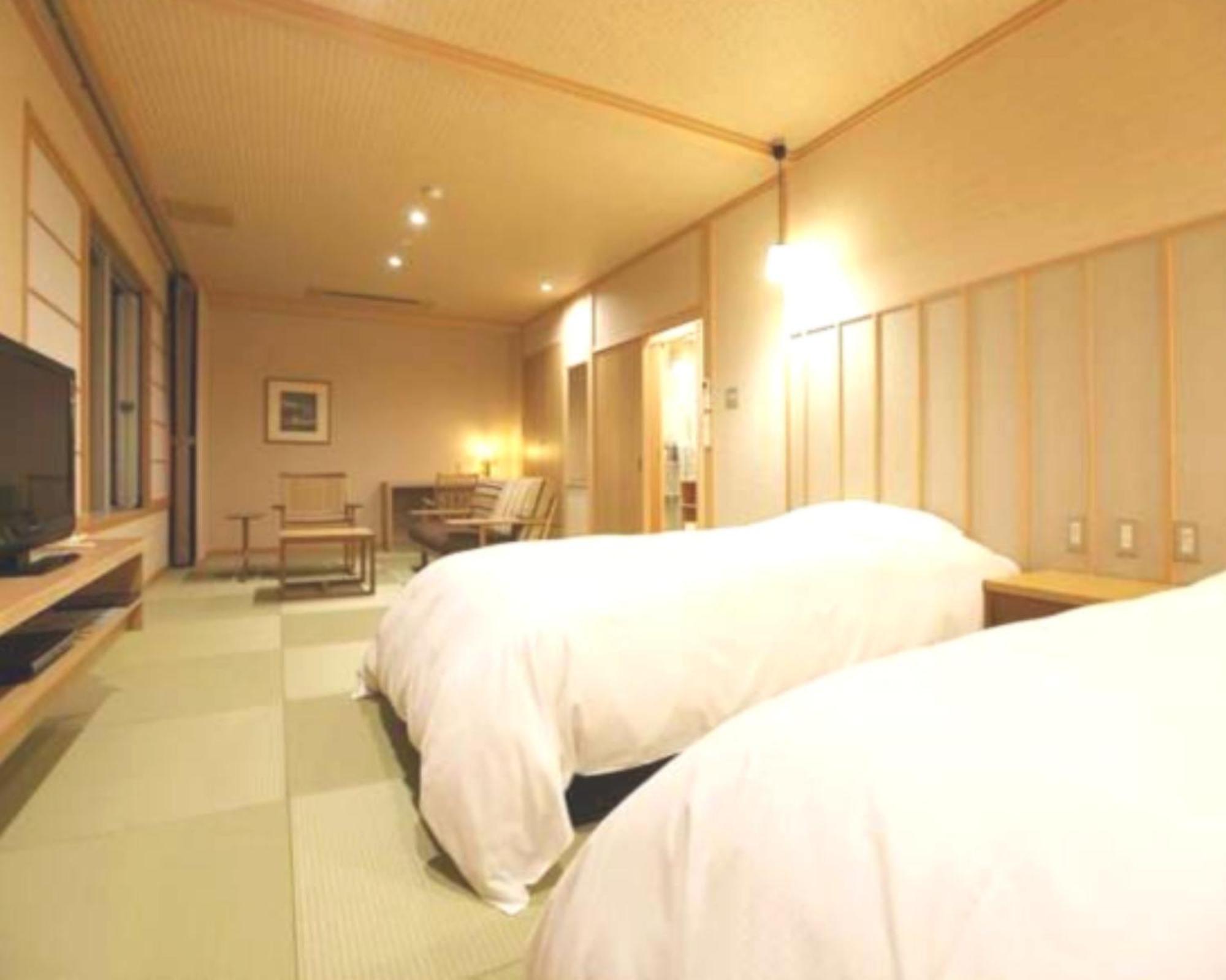 Superior Room with Tatami Area - Luxury Floor