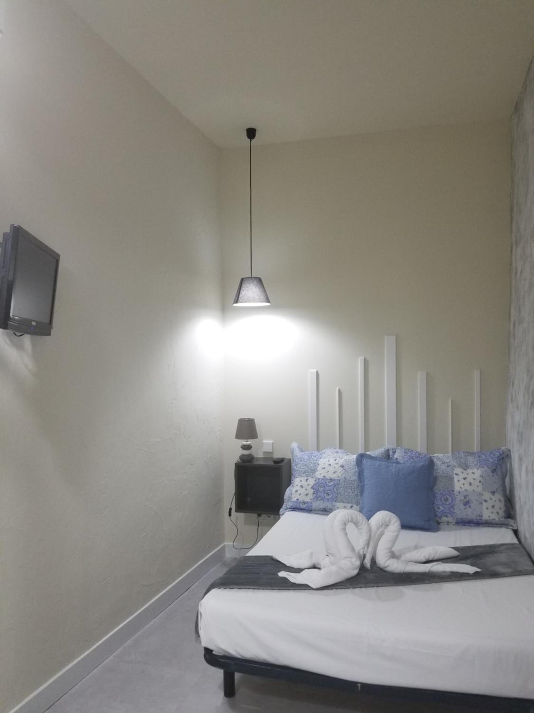 Habitación Doble o con Dos Camas con Baño Compartido