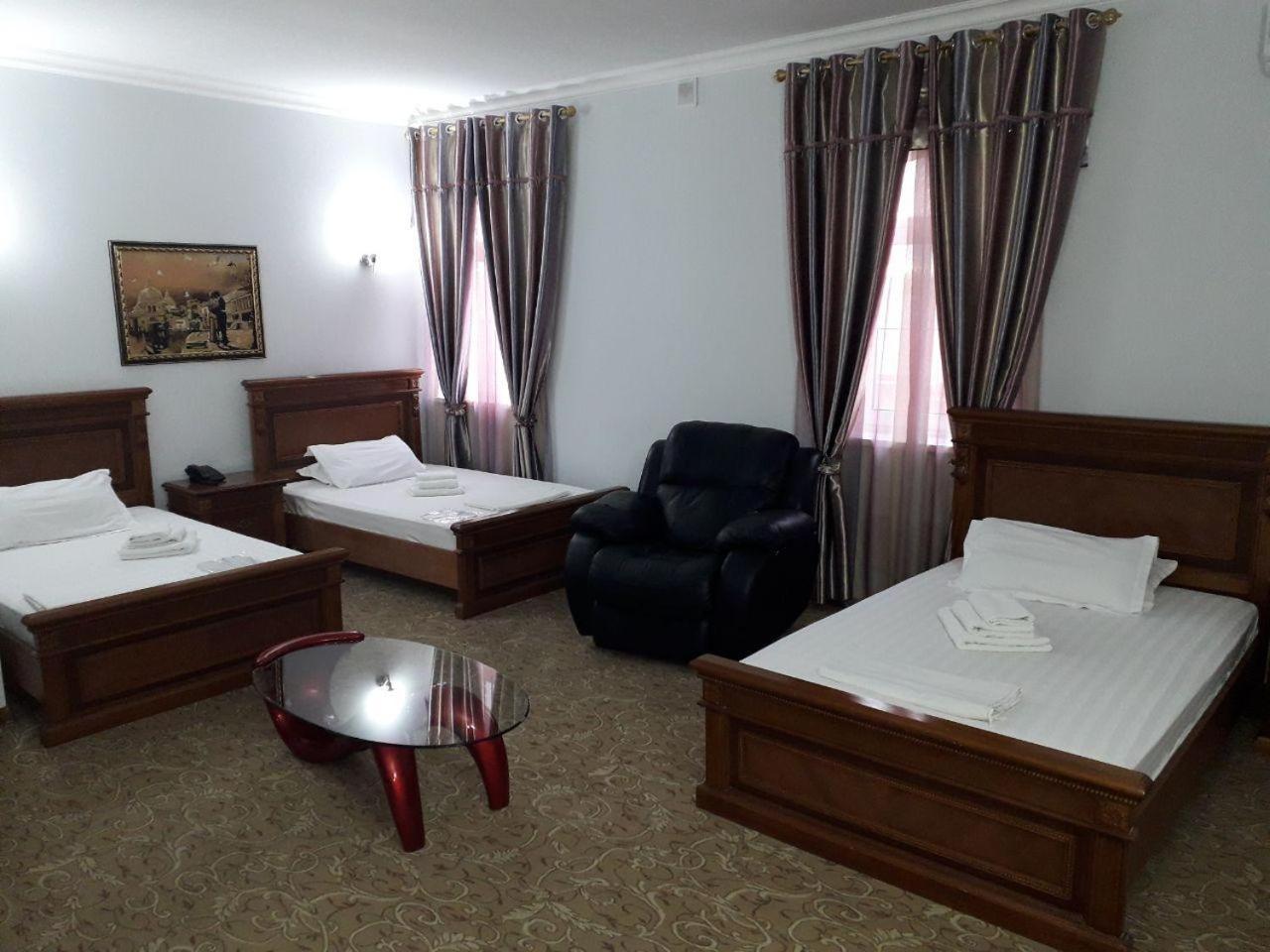 Triple Room photo 2