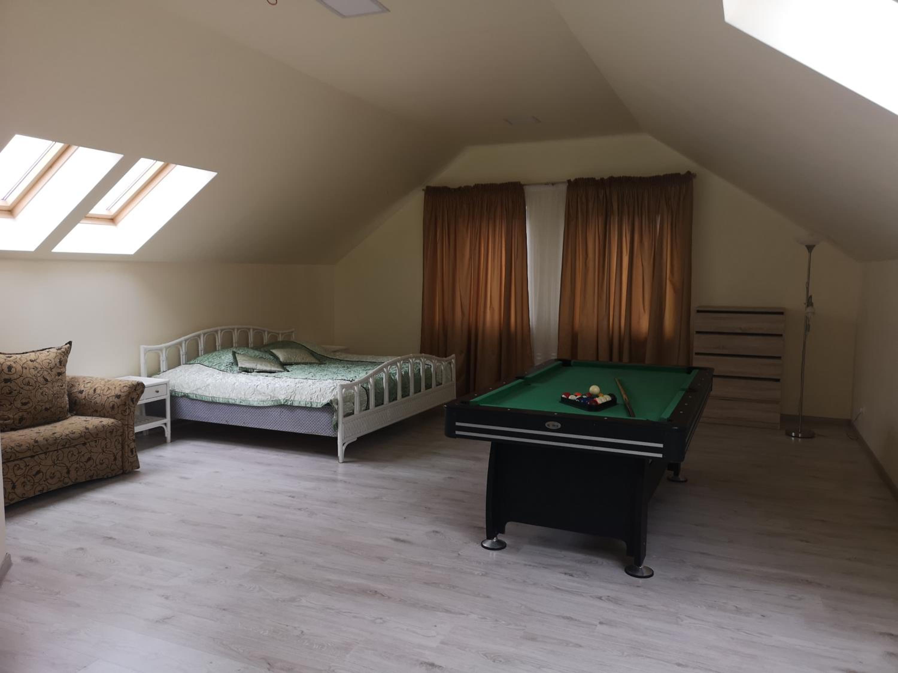 One-Bedroom Apartment - Photo 7