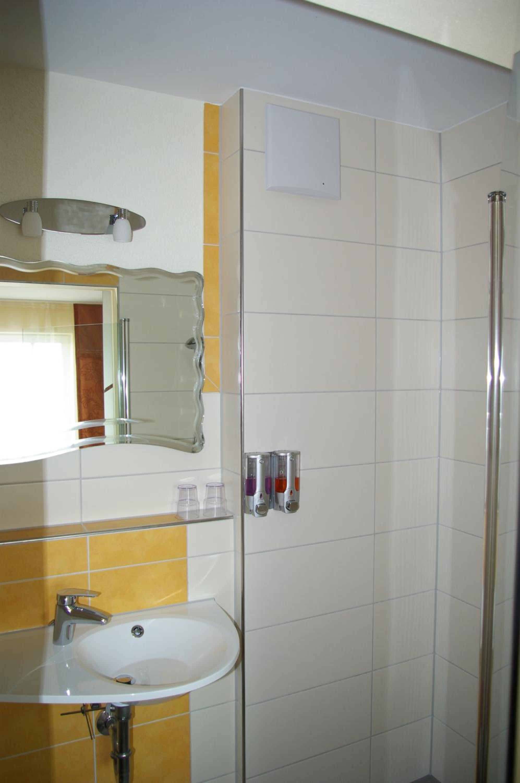 Double Room - Photo 4