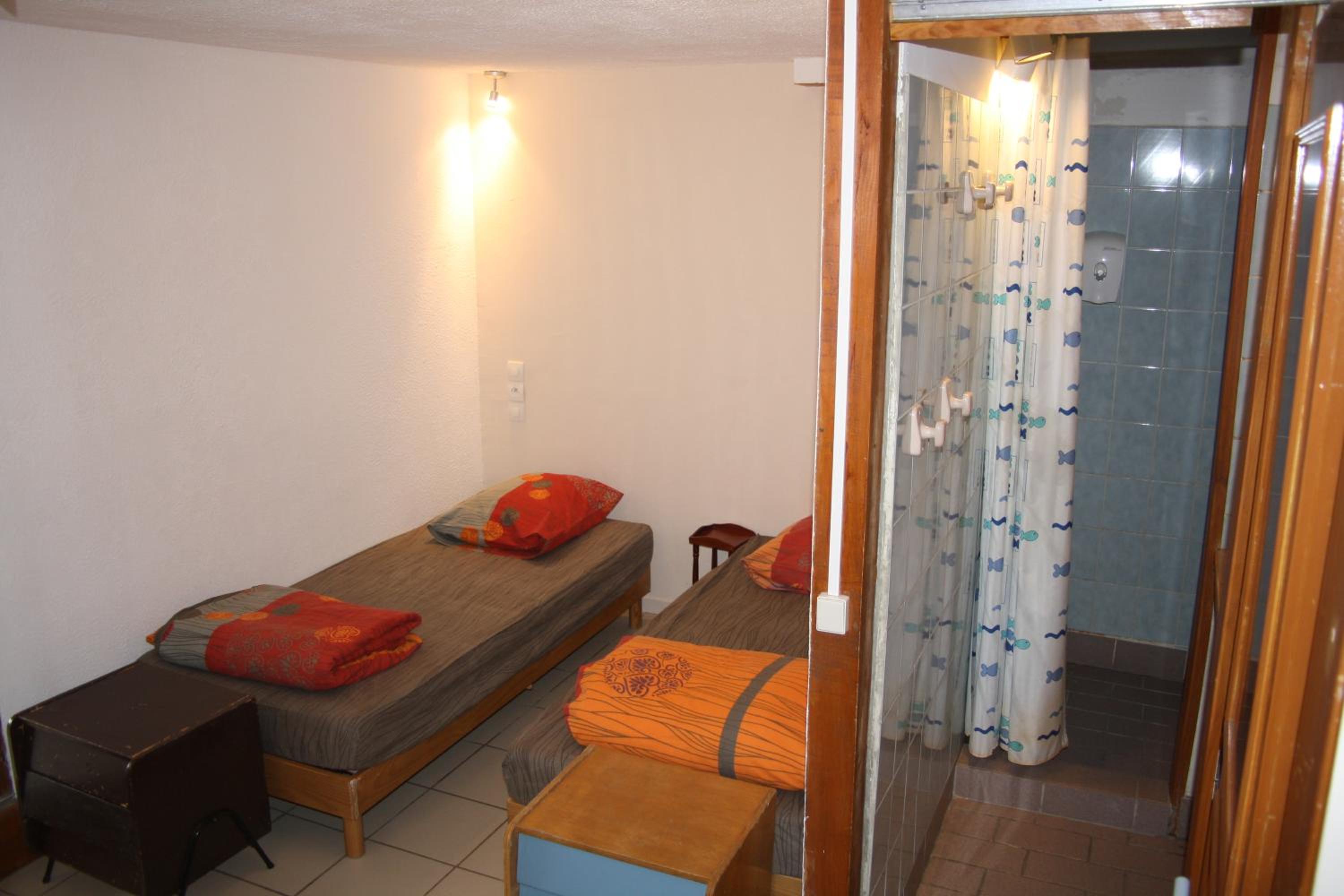 Family Room - Photo 2