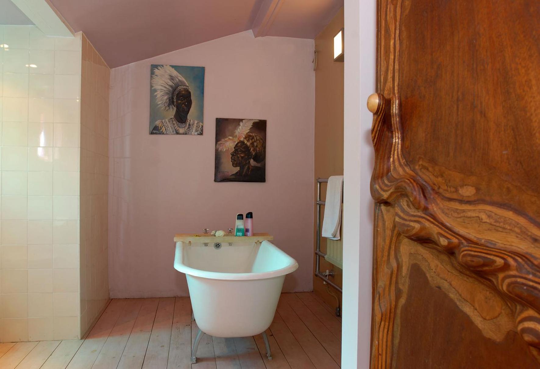 Standard Double Room - Photo 3