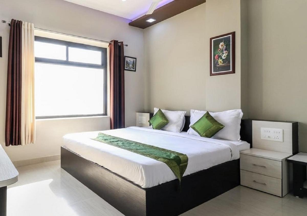[Sanitized] Standard Double Room photo 3