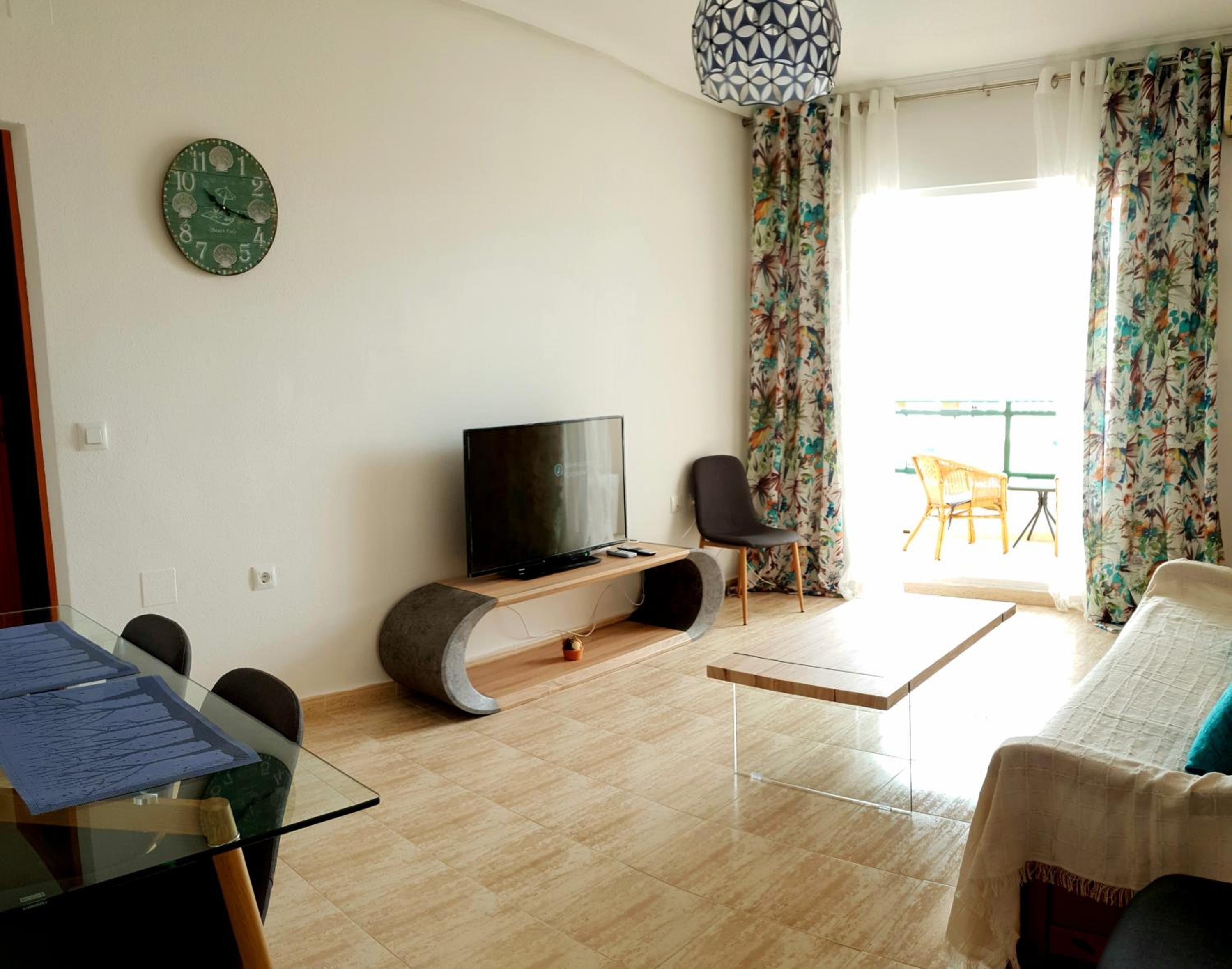 Apartamento con vista a la piscina