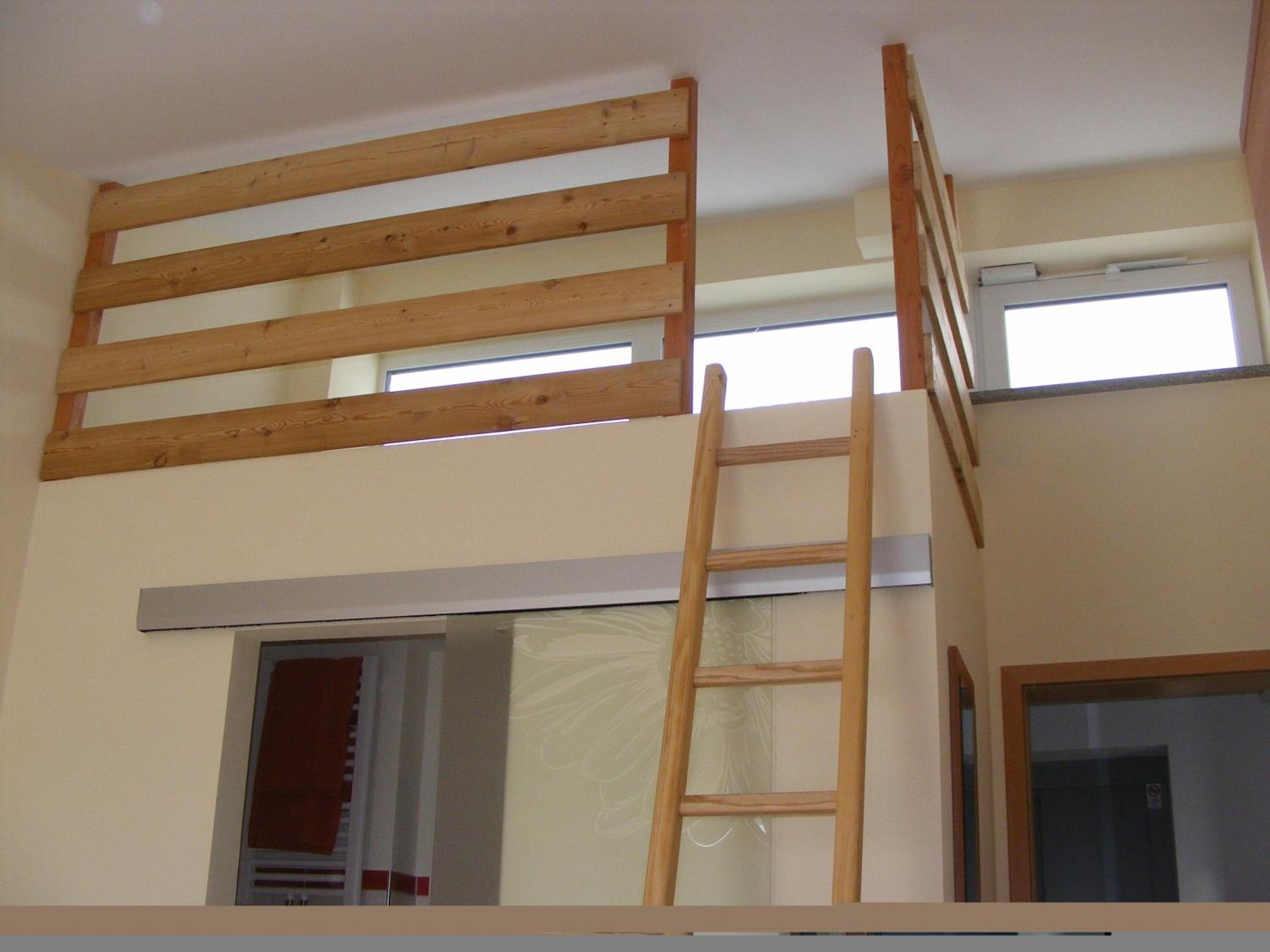 Family Room - Photo 4