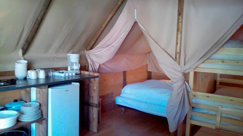Wooden Tent - Photo 5