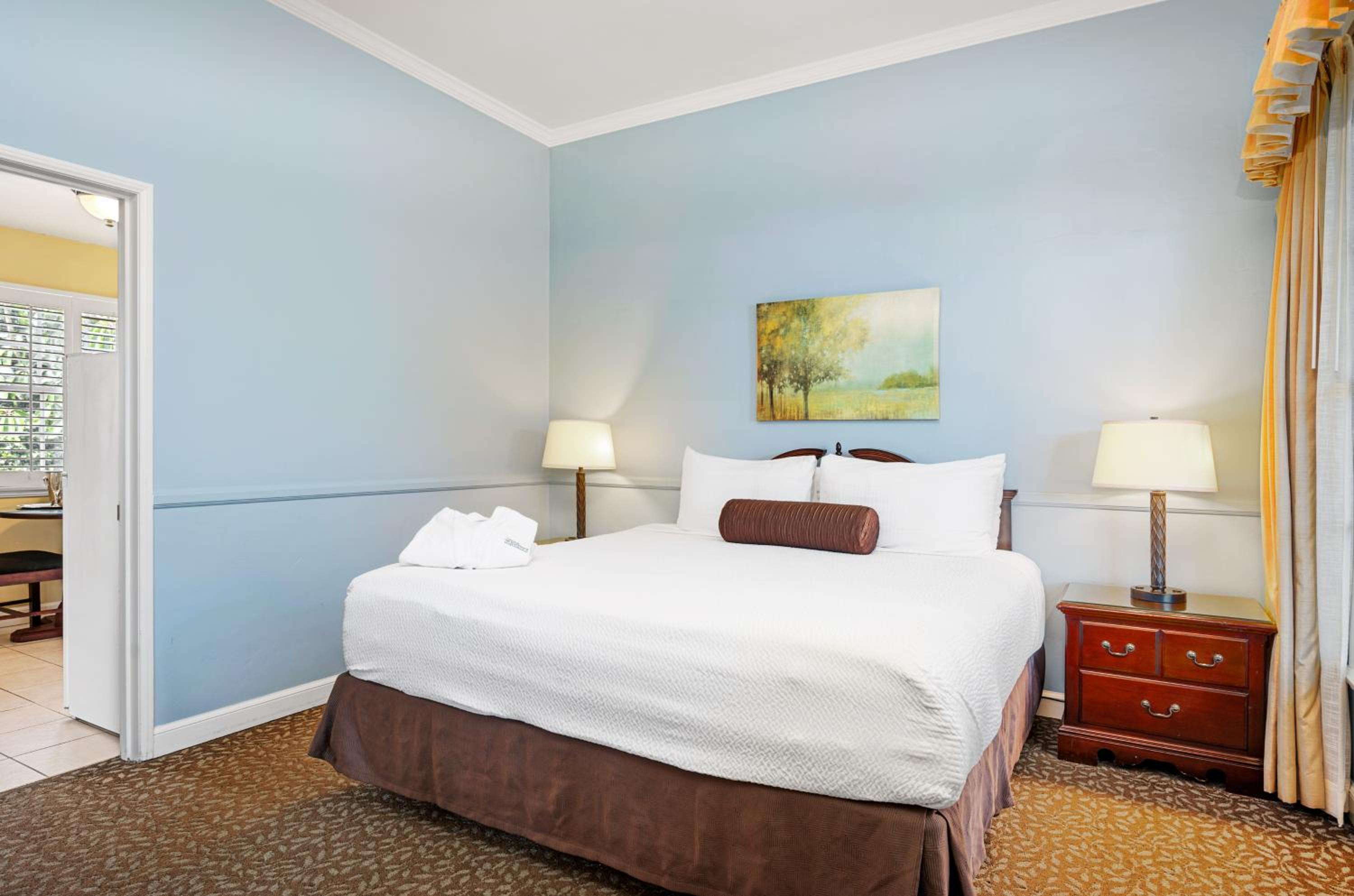 Lavender Junior Suite photo 3