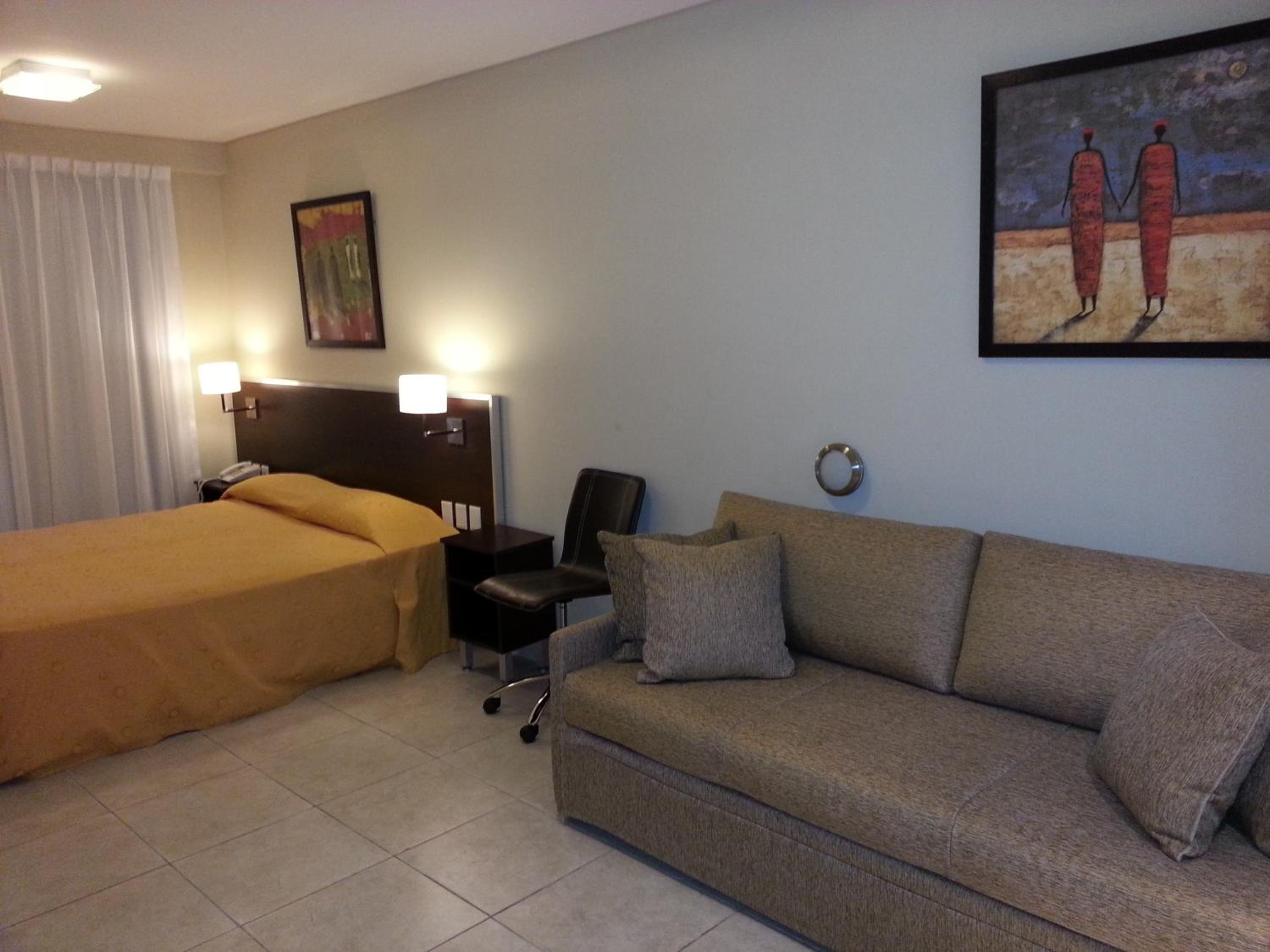 Superior Triple Room photo 3