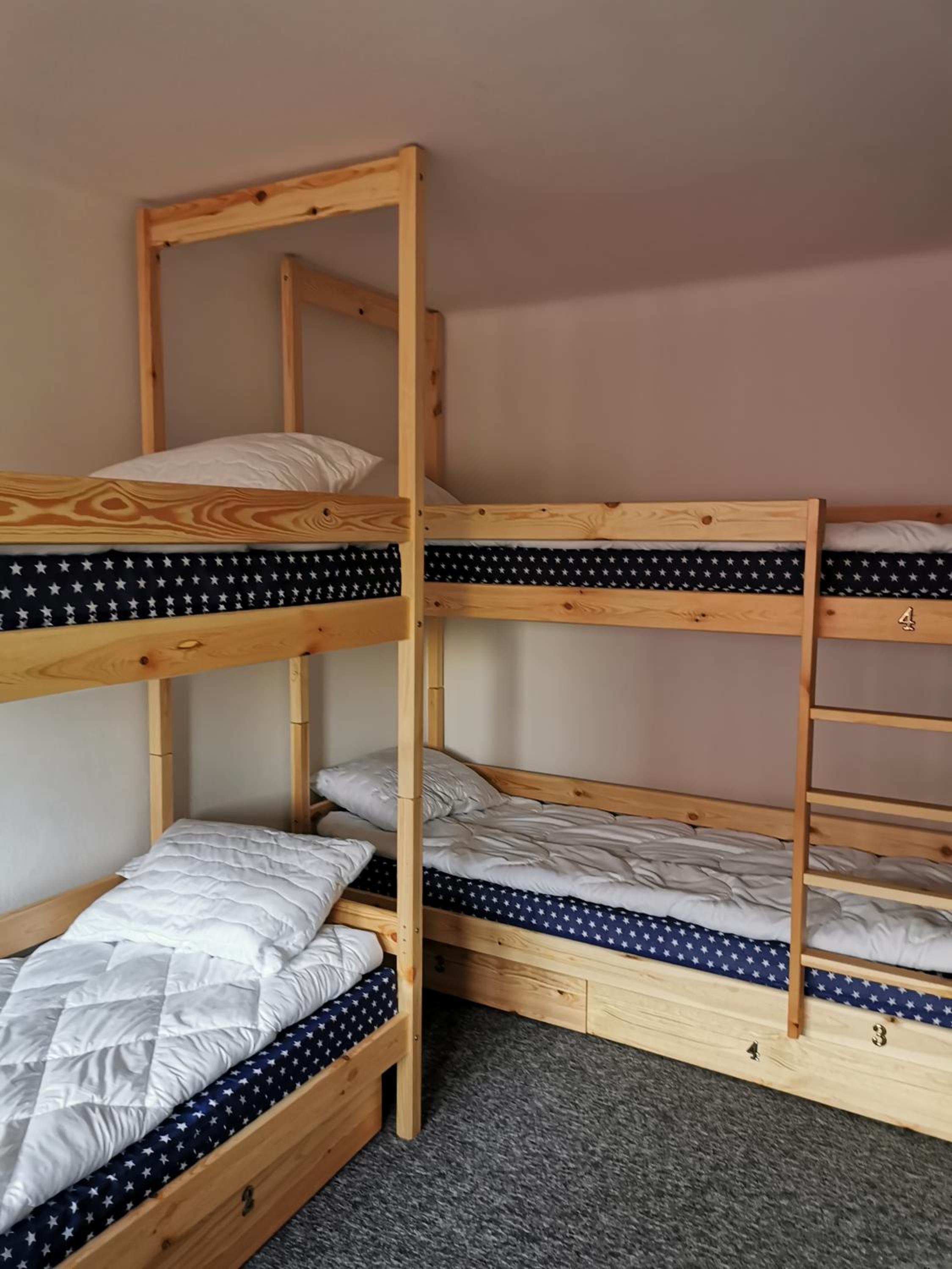 Single Bed in Dormitory Room photo 3